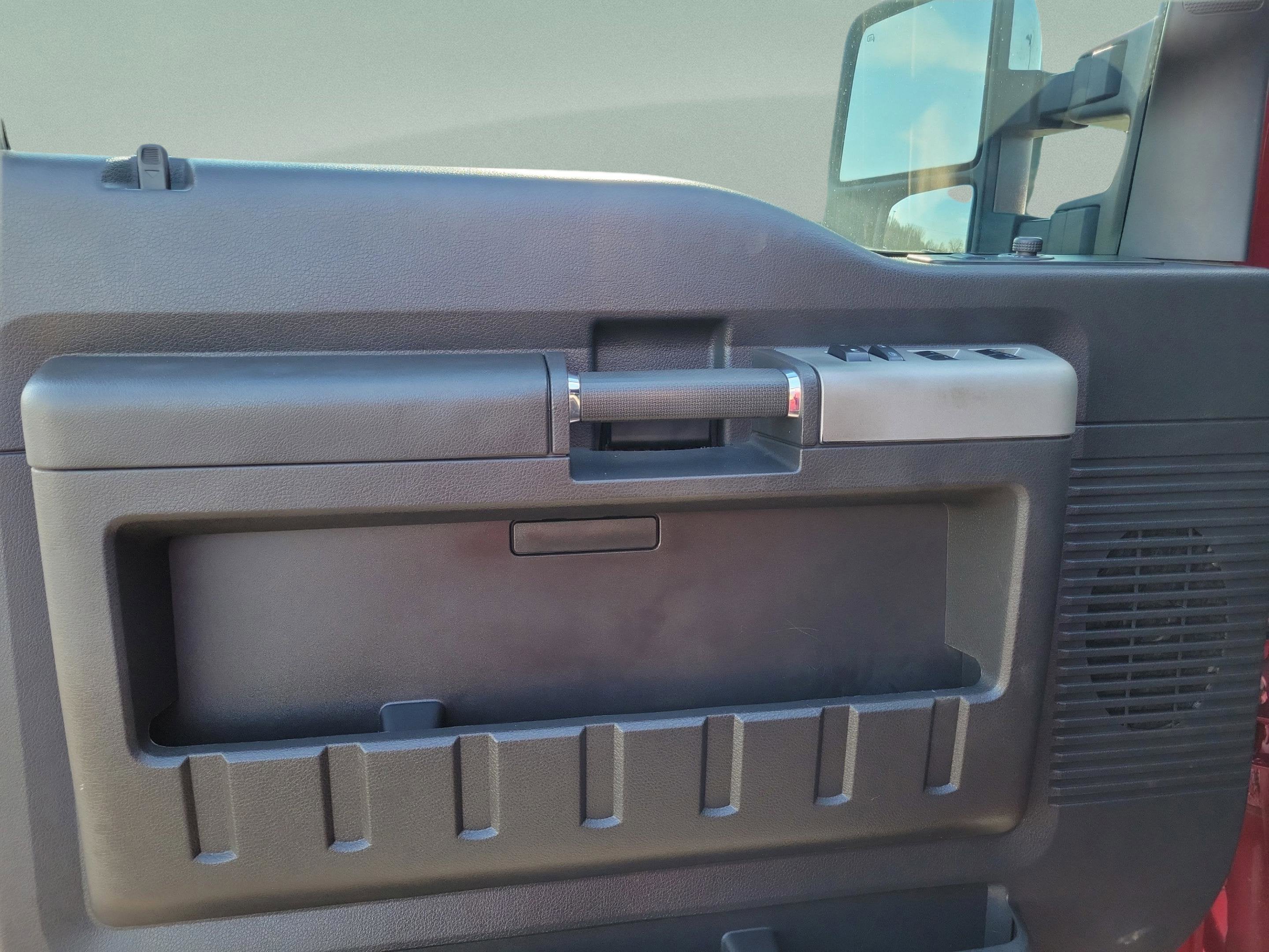 2015 Ford Super Duty F-250 SRW Lariat