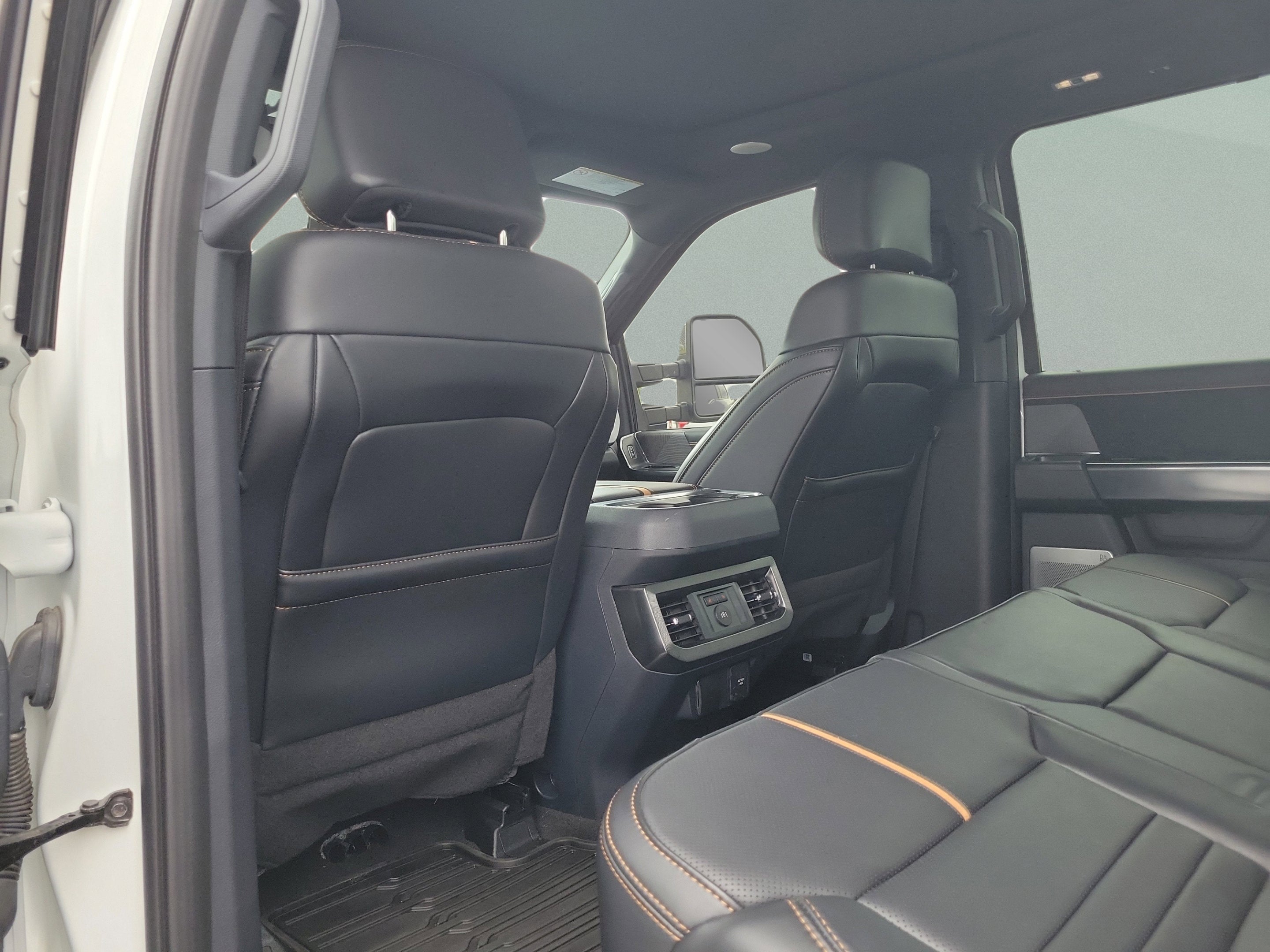 2024 Ford Super Duty F-250 SRW Platinum
