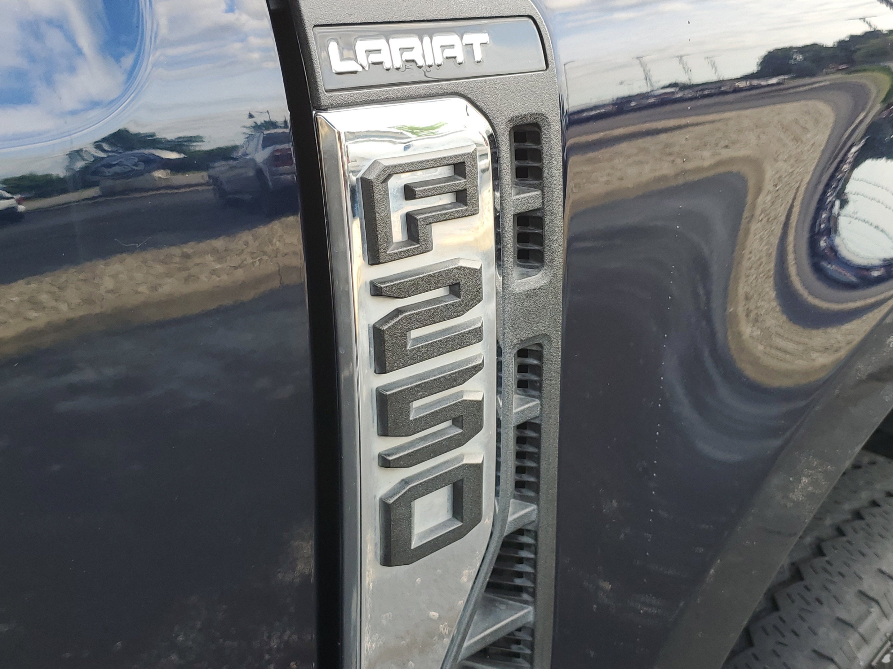 2024 Ford Super Duty F-250 SRW LARIAT