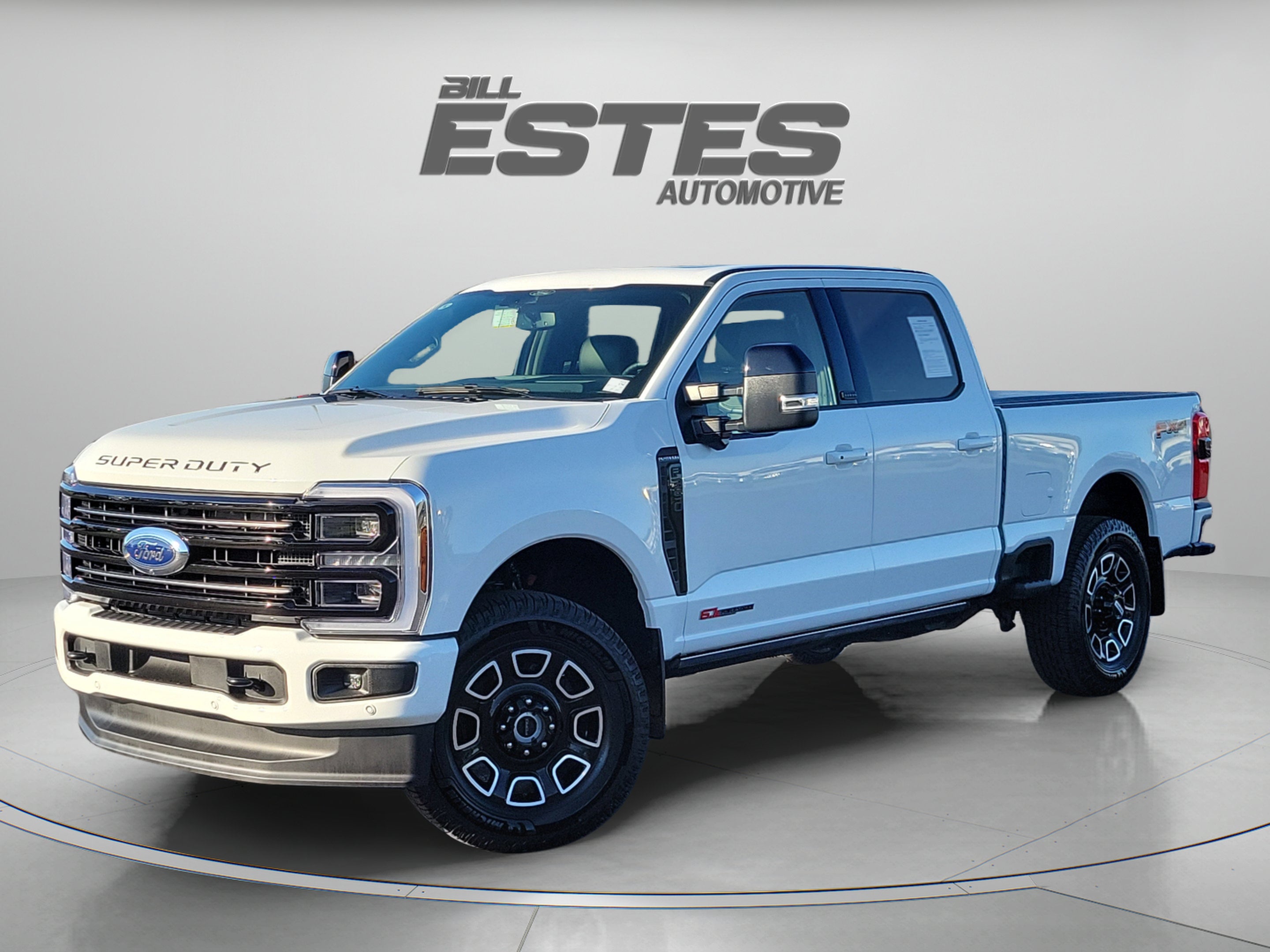 2026 Ford Super Duty F-350 SRW Platinum