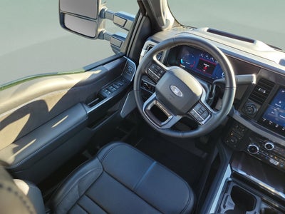 2026 Ford Super Duty F-350 SRW Platinum