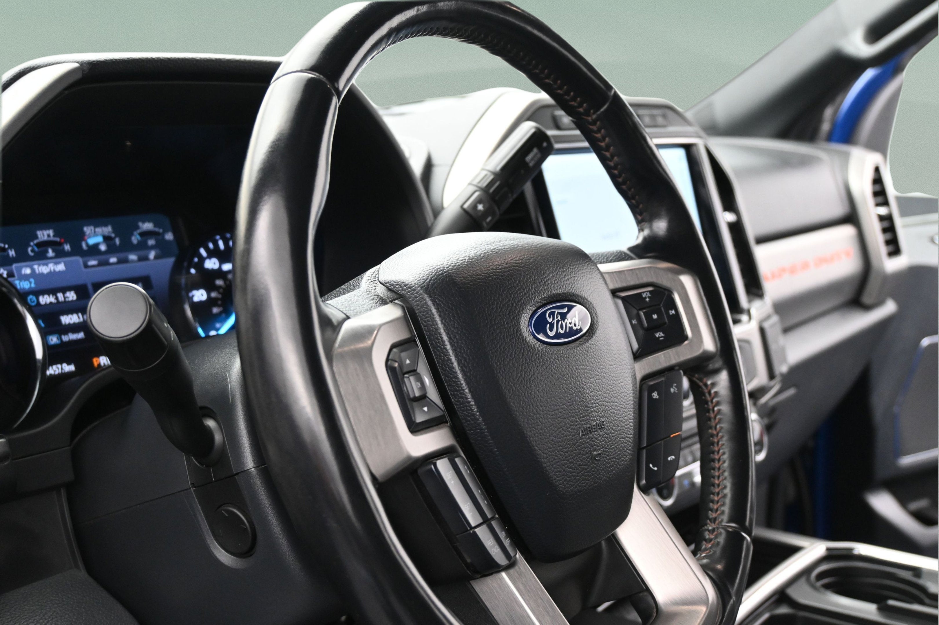 2022 Ford Super Duty F-350 SRW Platinum