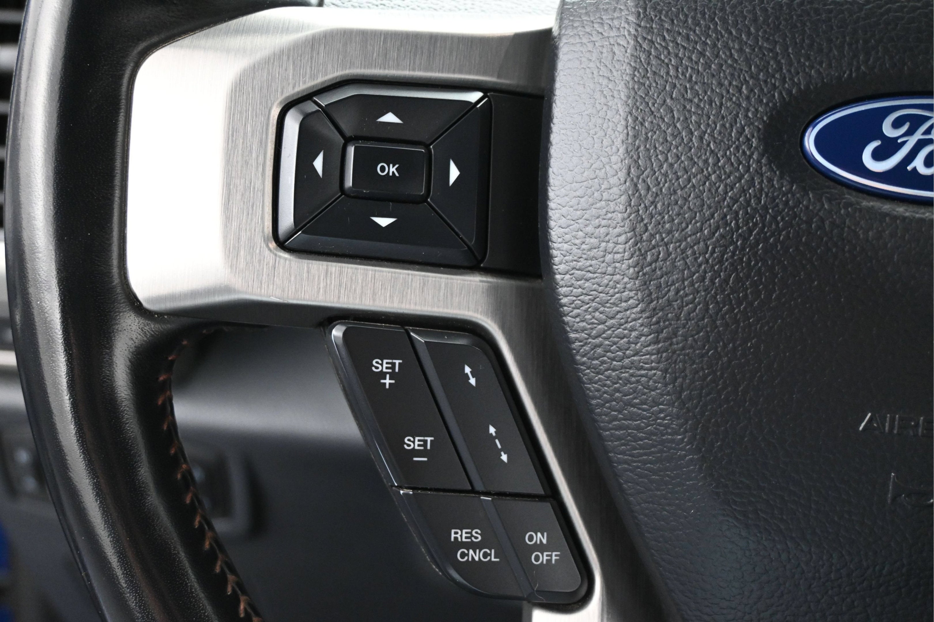 2022 Ford Super Duty F-350 SRW Platinum