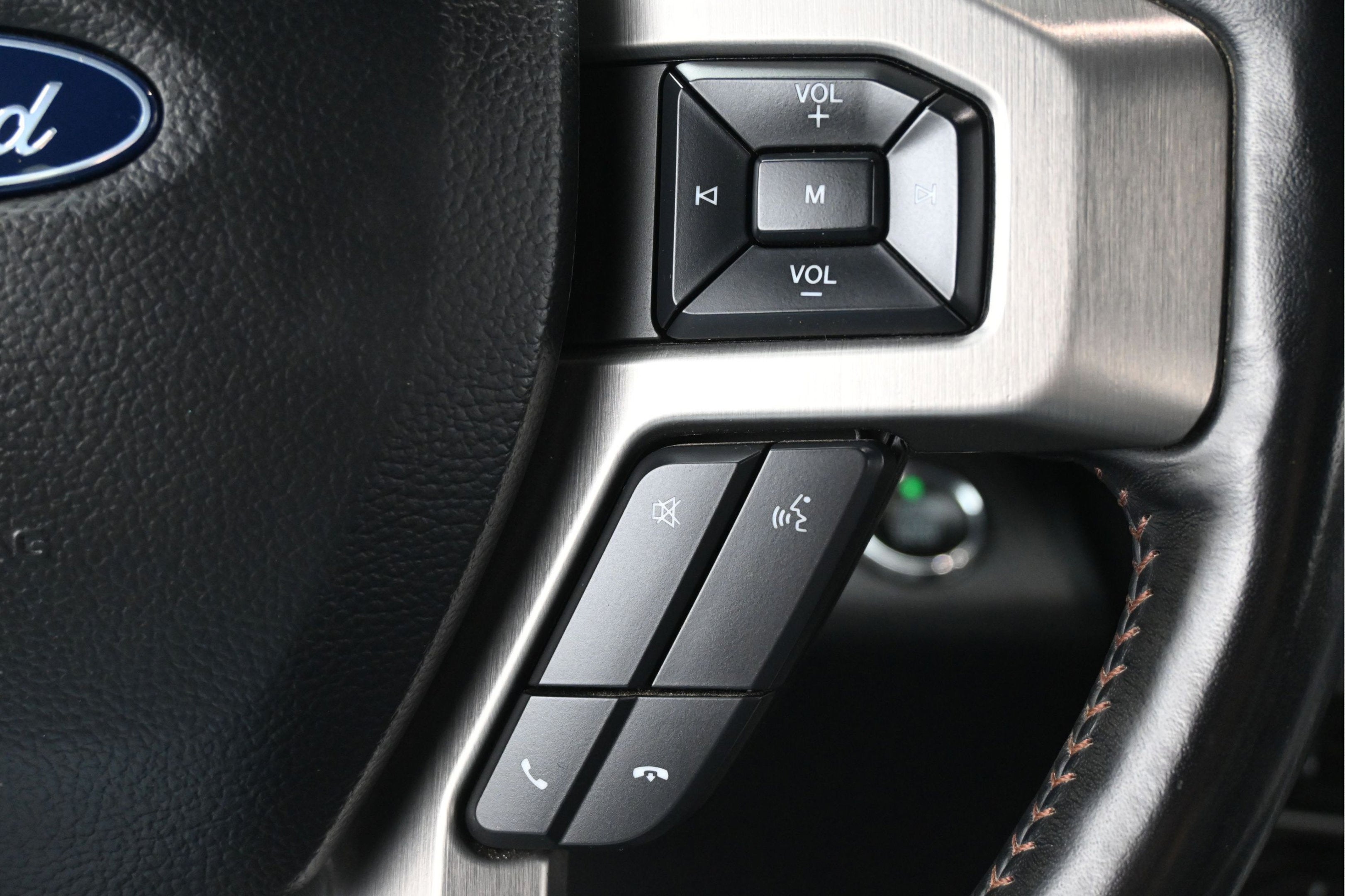 2022 Ford Super Duty F-350 SRW Platinum
