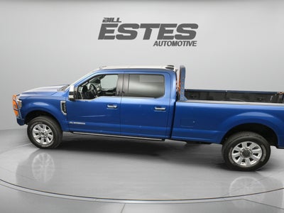 2022 Ford Super Duty F-350 SRW Platinum