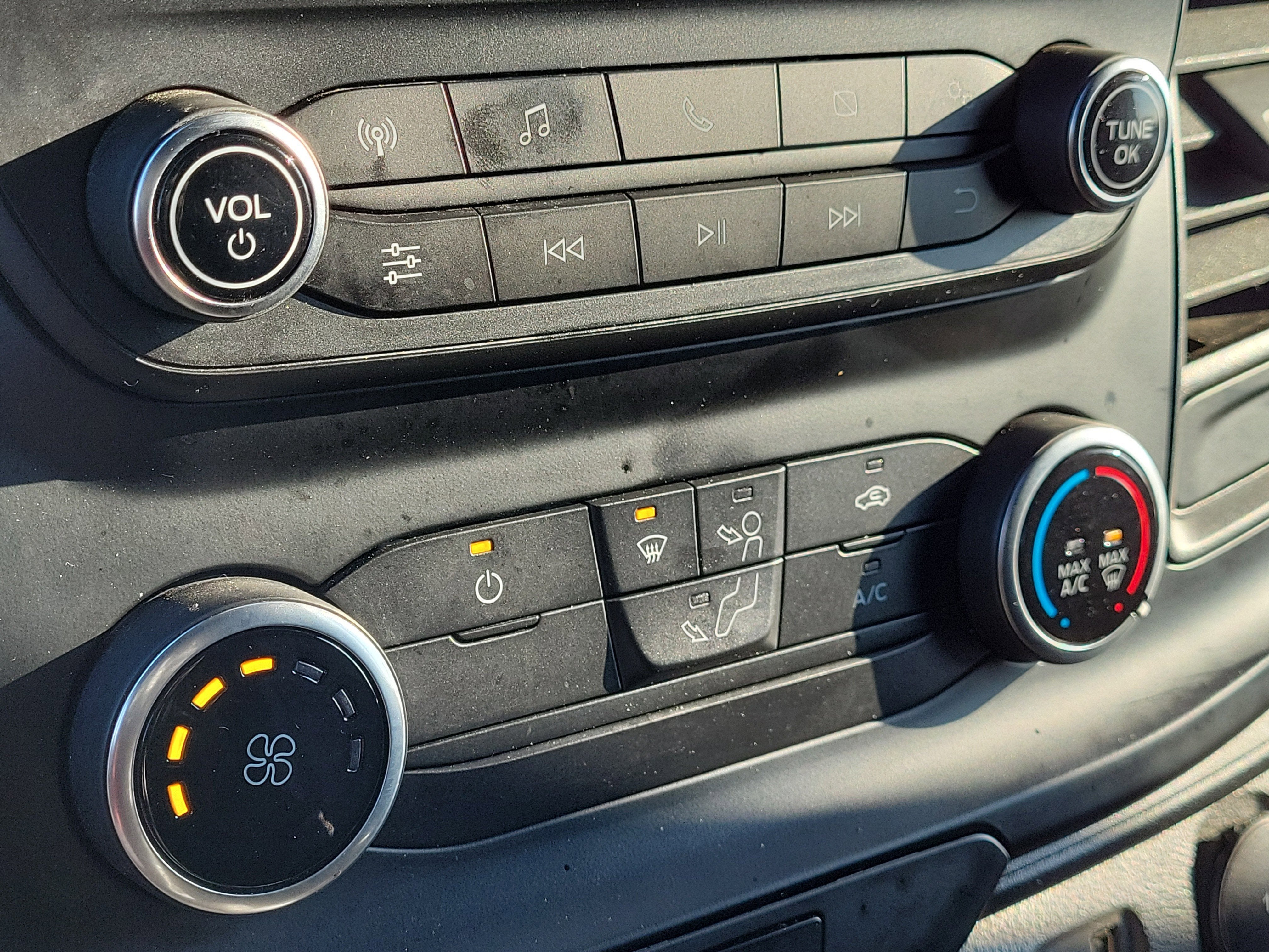 2023 Ford Transit Cargo Van Base