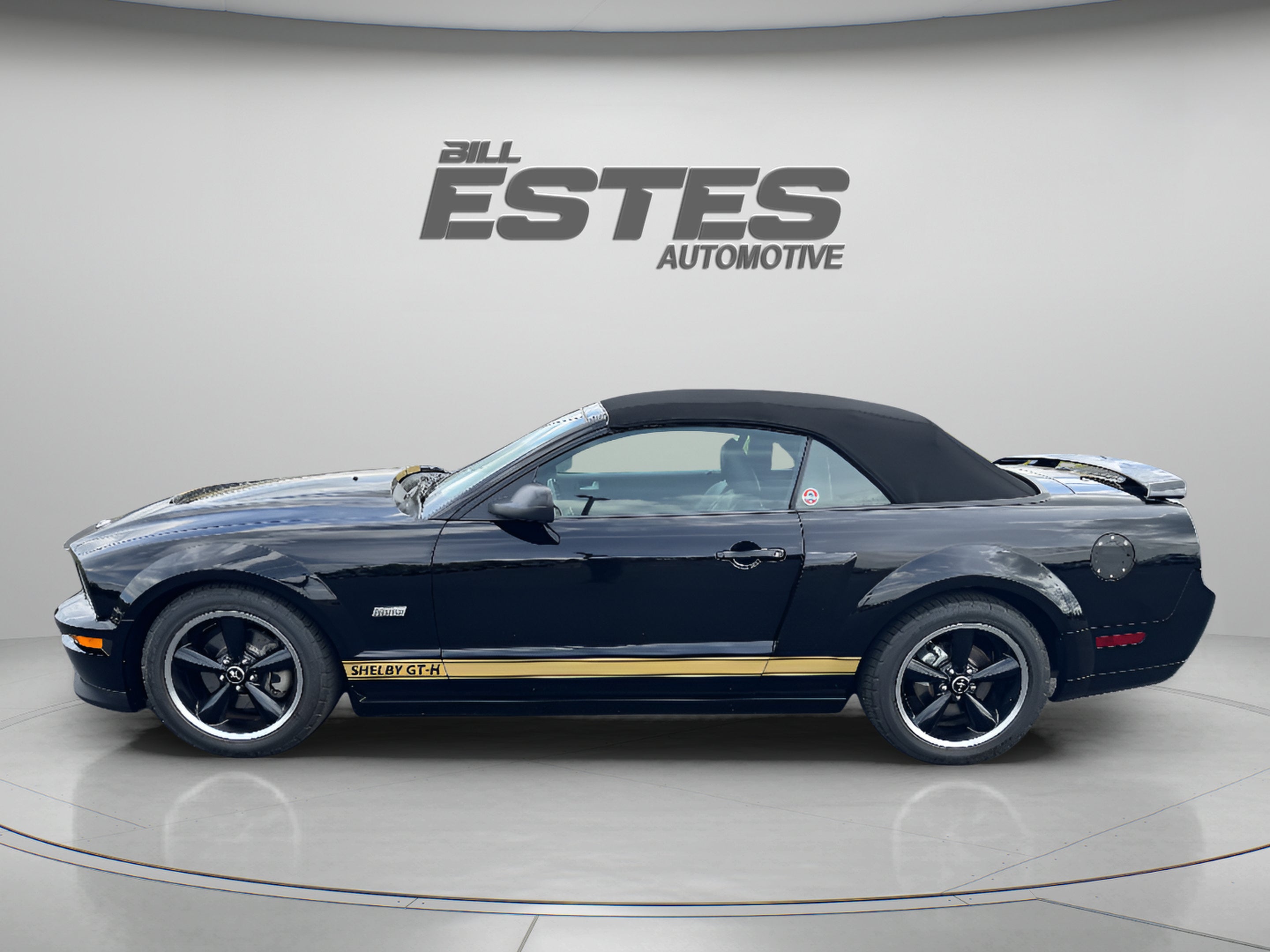 2007 Ford Mustang GT Deluxe
