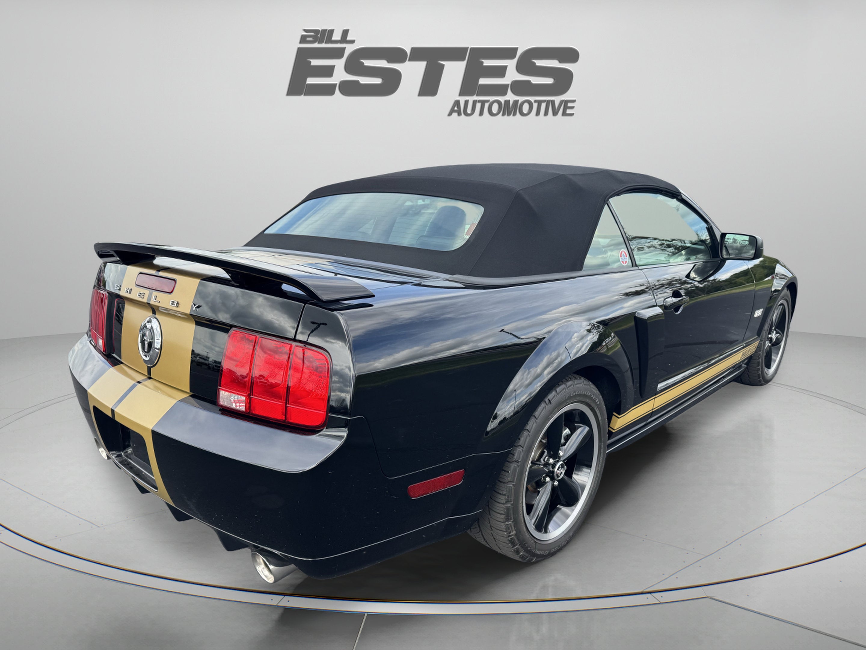 2007 Ford Mustang GT Deluxe