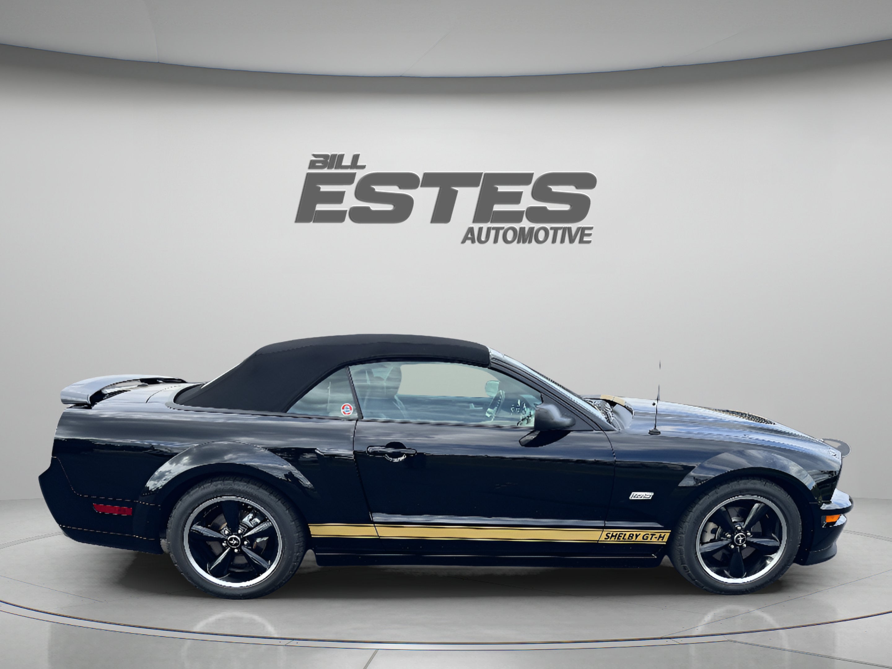 2007 Ford Mustang GT Deluxe