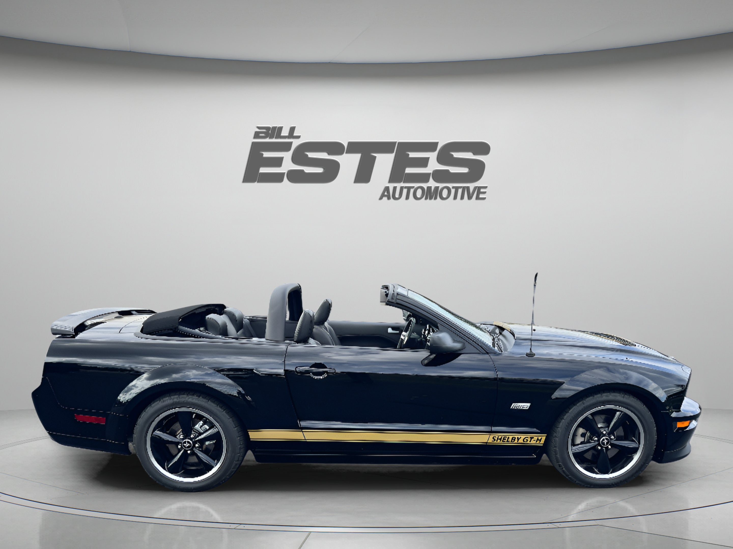 2007 Ford Mustang GT Deluxe