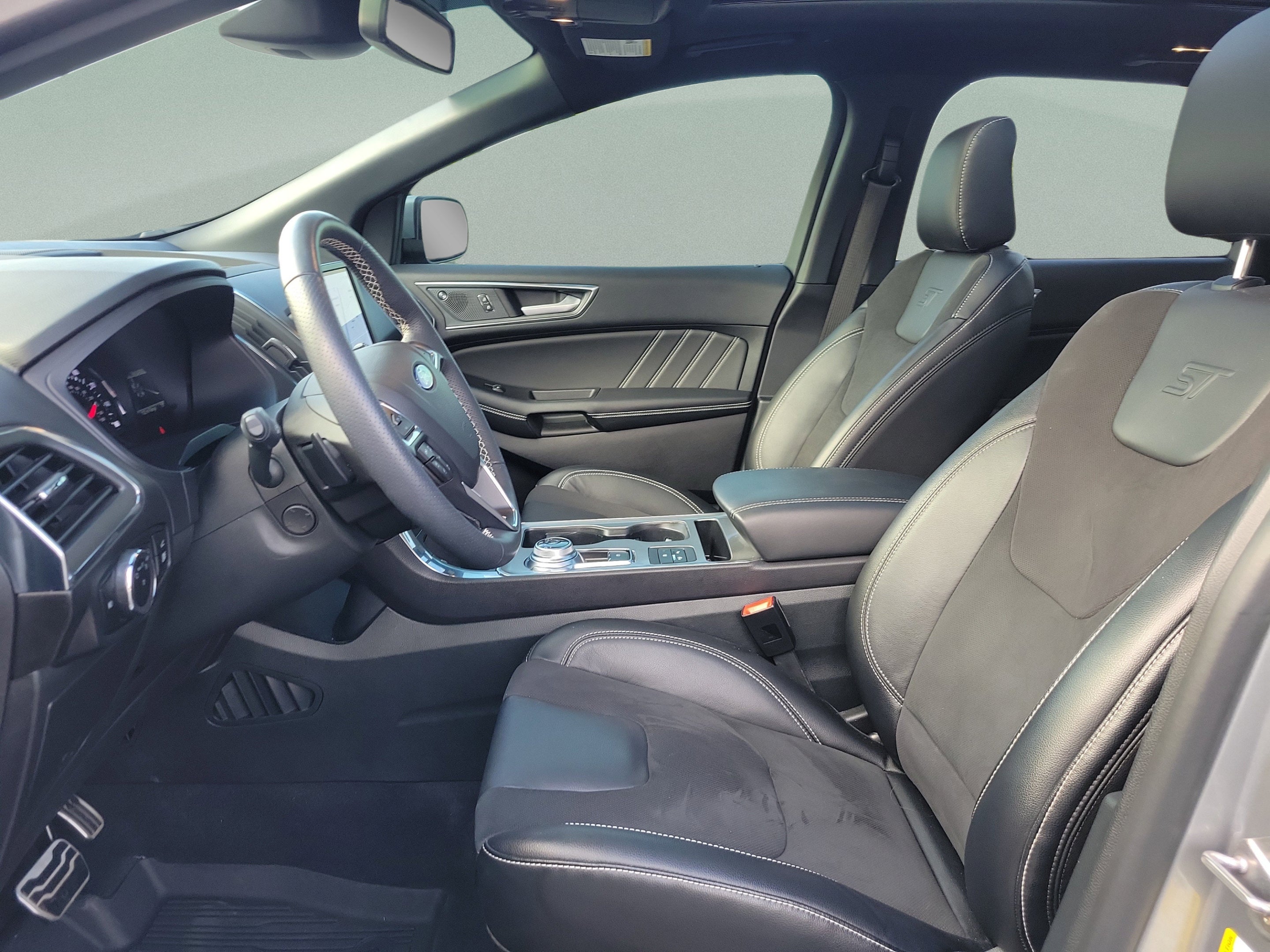 2024 Ford Edge ST