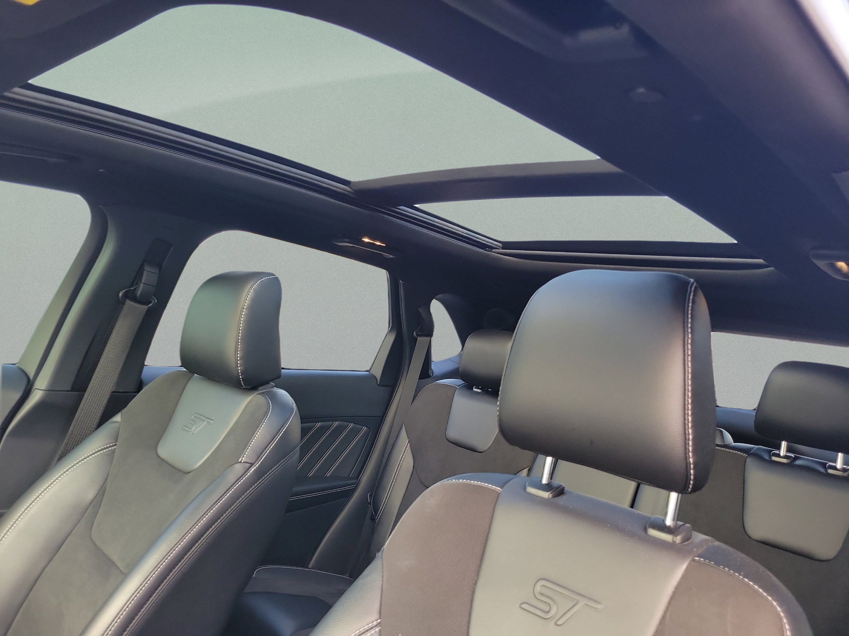2024 Ford Edge ST