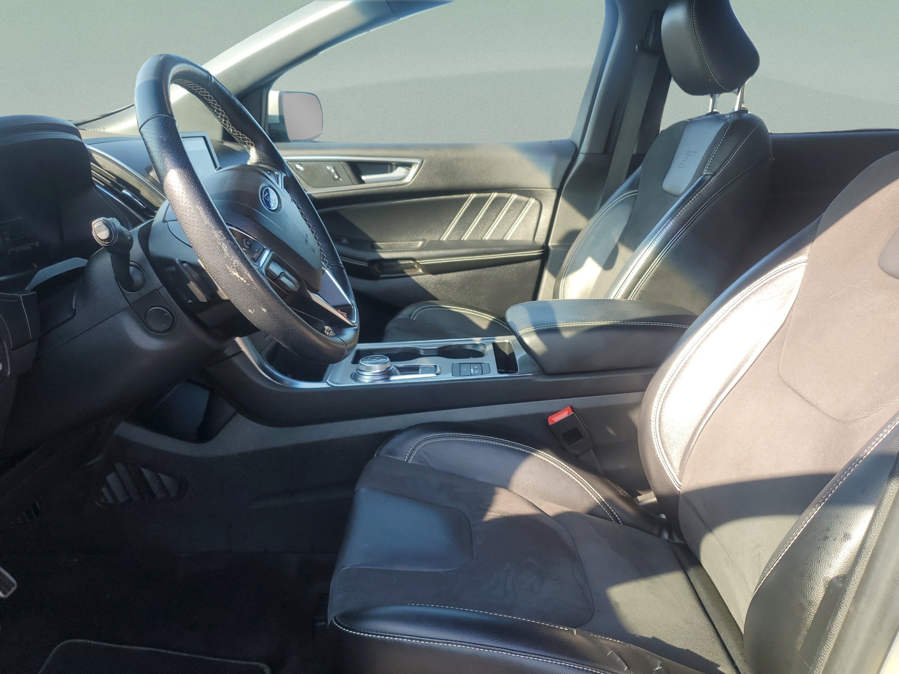 2022 Ford Edge ST