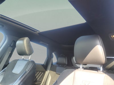 2022 Ford Edge ST