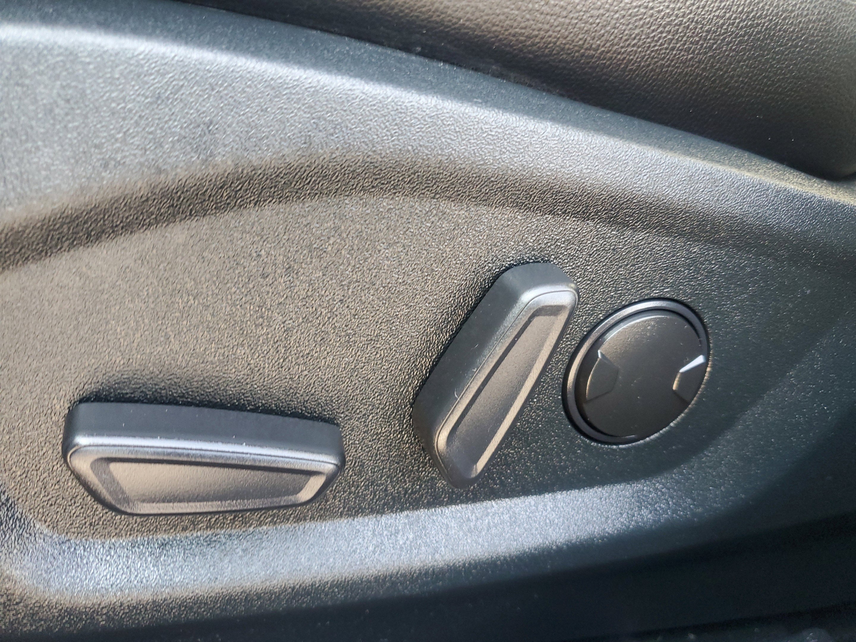 2022 Ford Edge ST