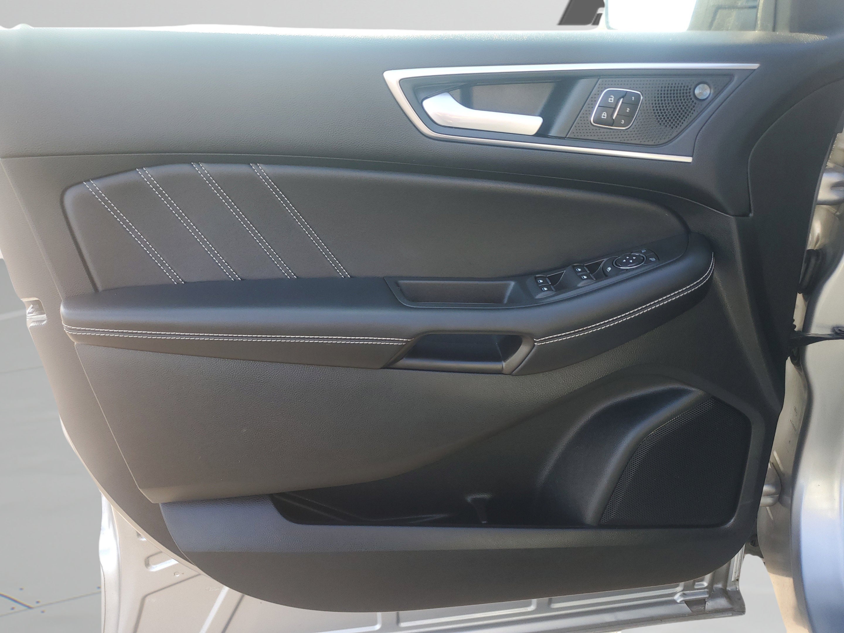 2022 Ford Edge ST