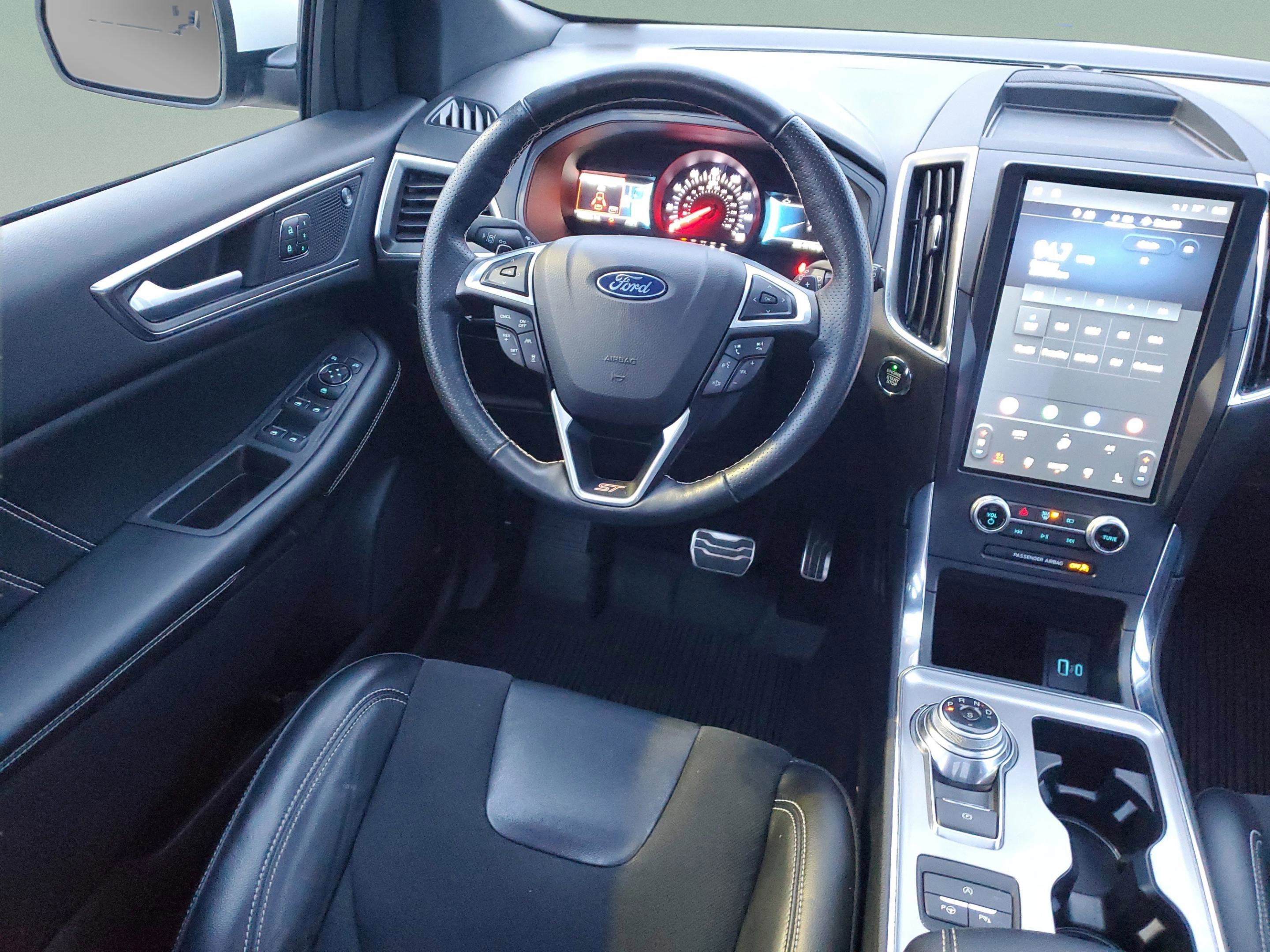 2022 Ford Edge ST