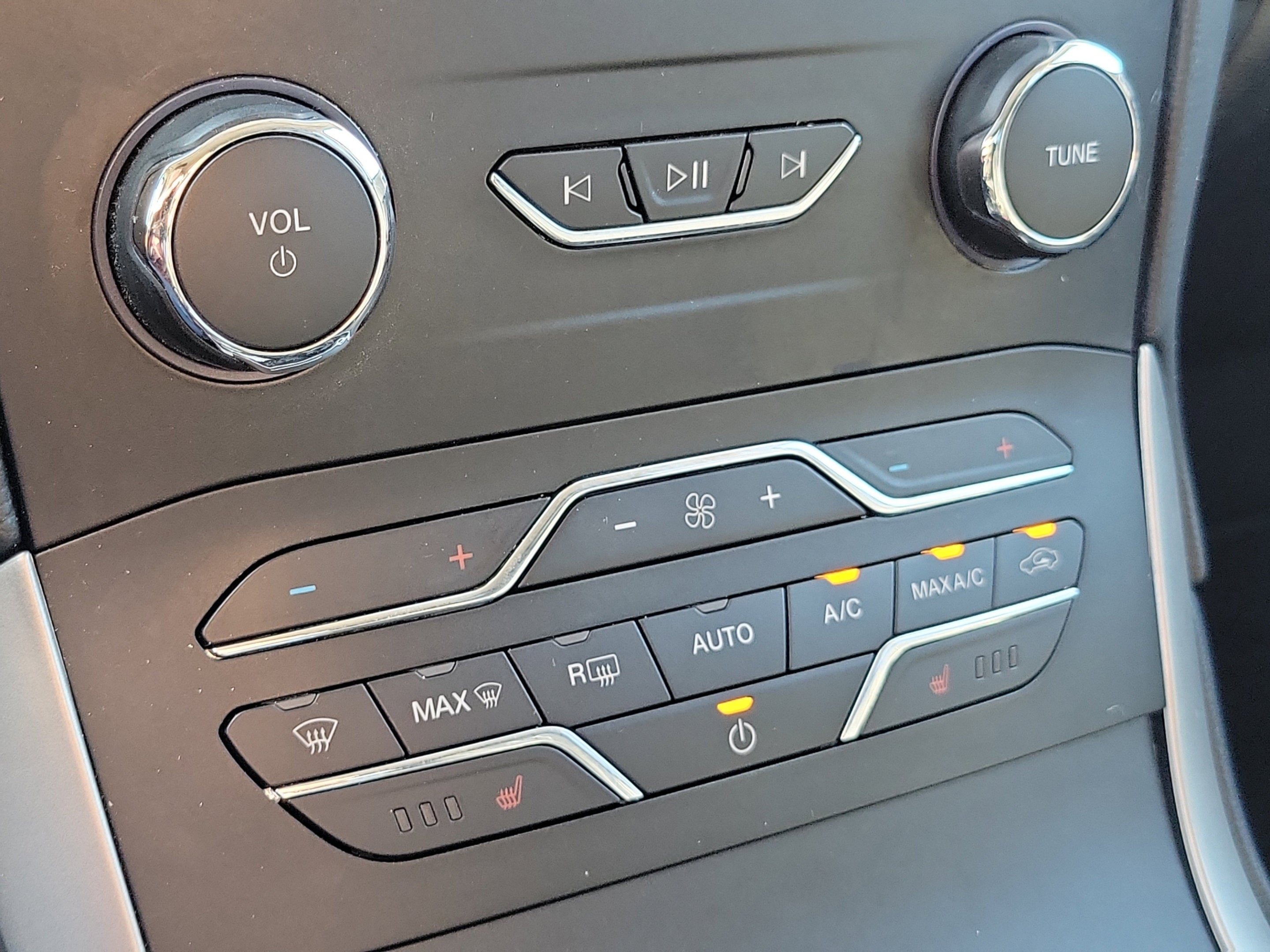 2019 Ford Edge SEL