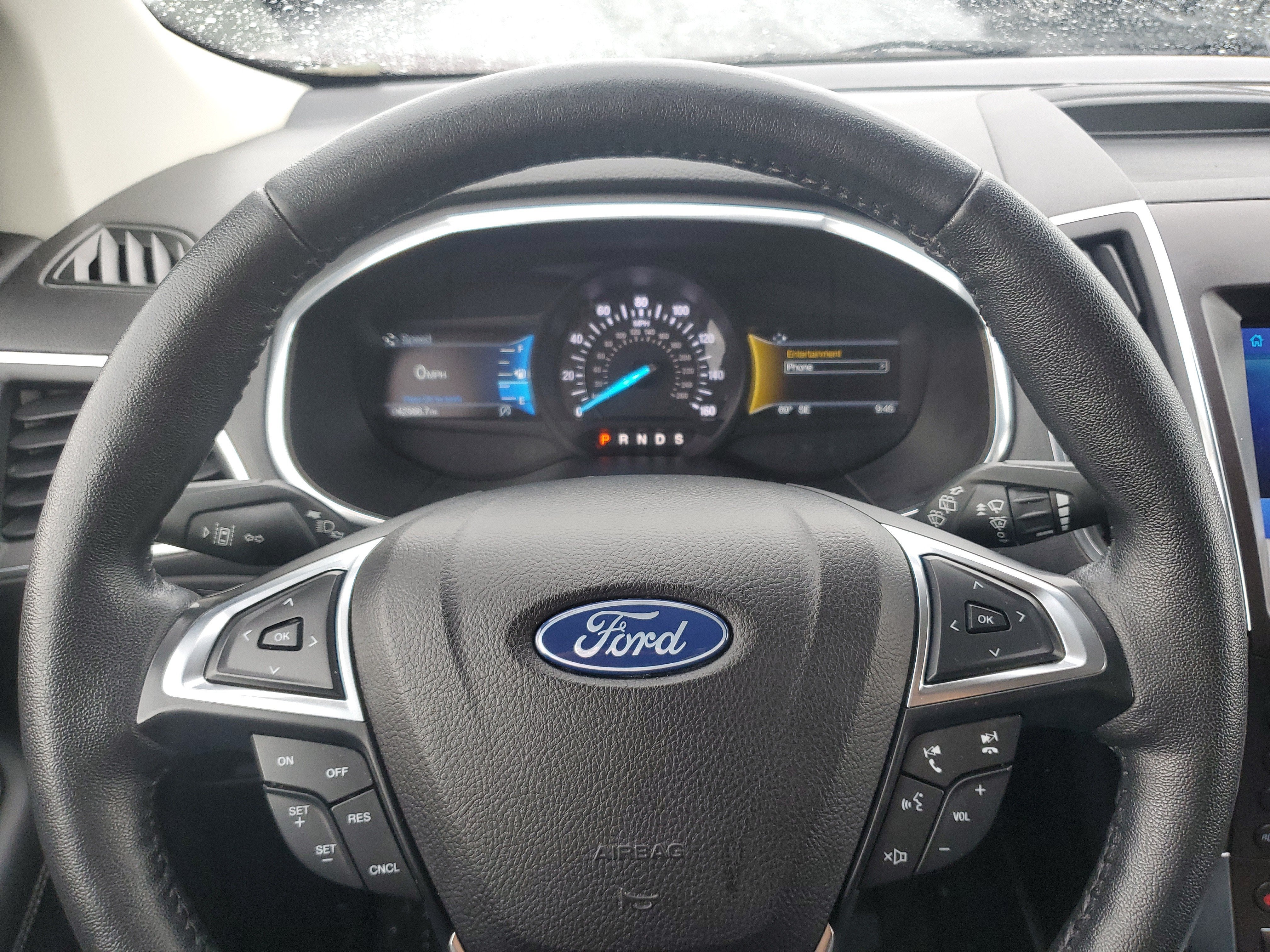 2020 Ford Edge Titanium