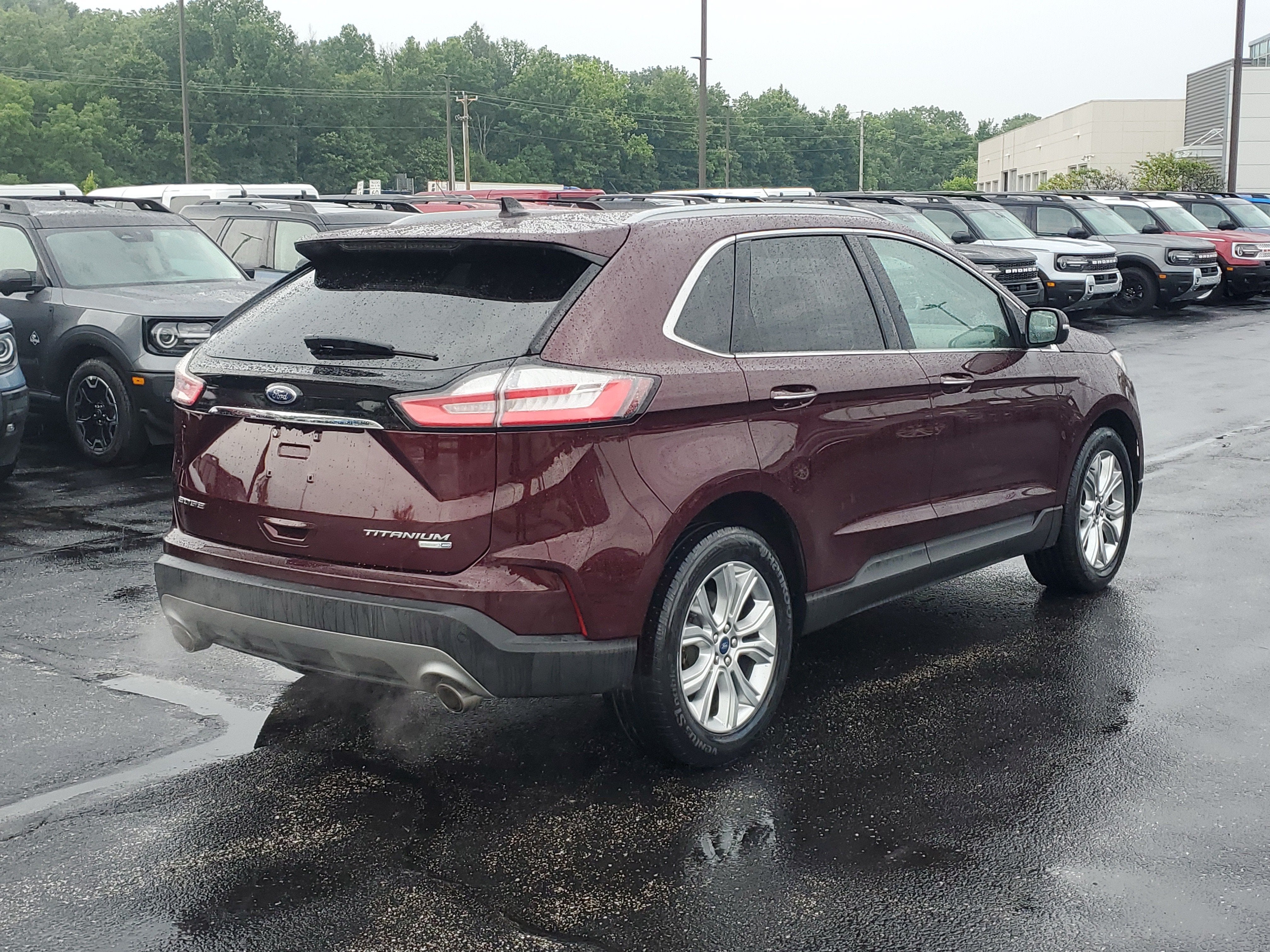 2020 Ford Edge Titanium