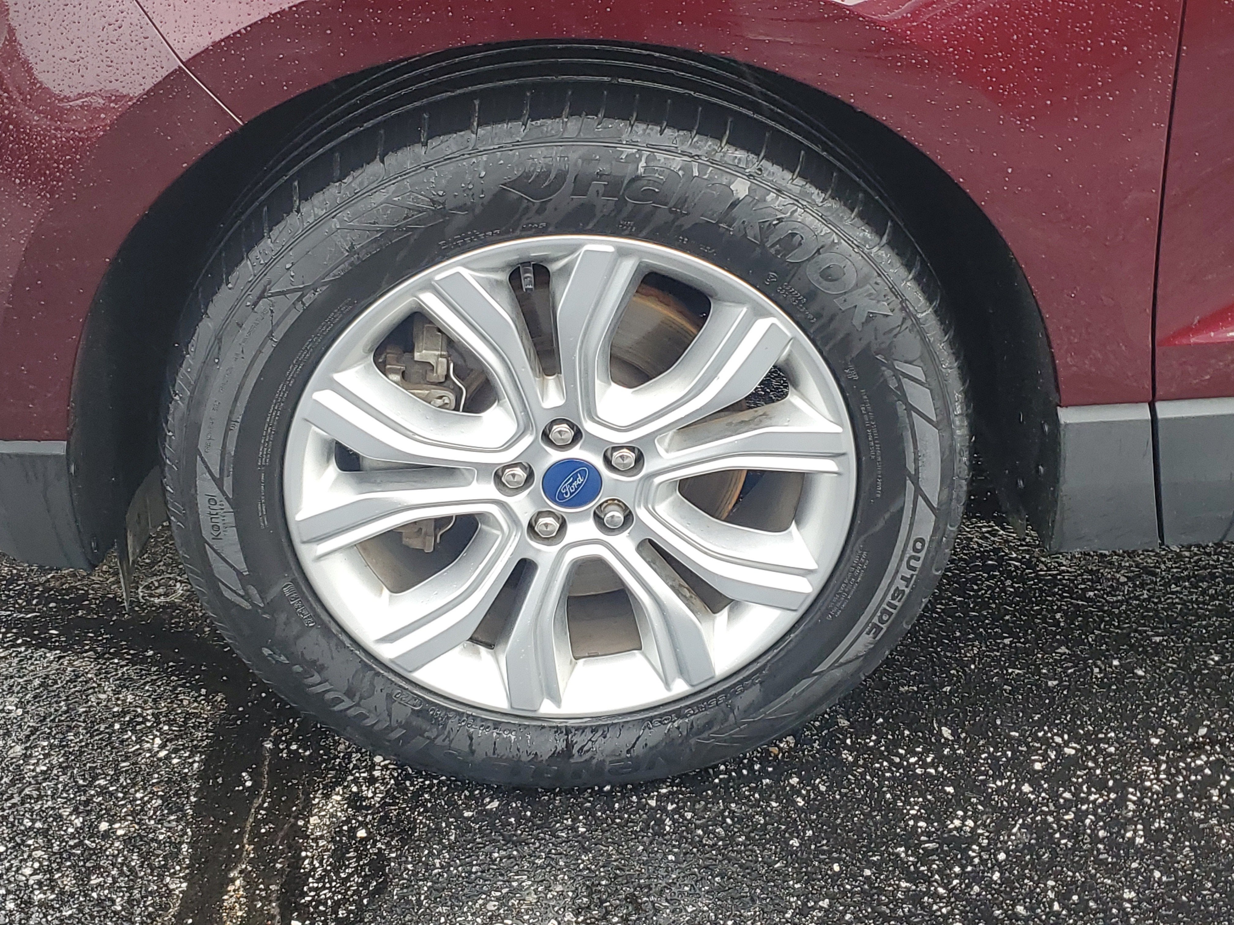 2020 Ford Edge Titanium