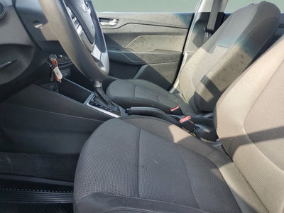 2020 Hyundai Accent SE