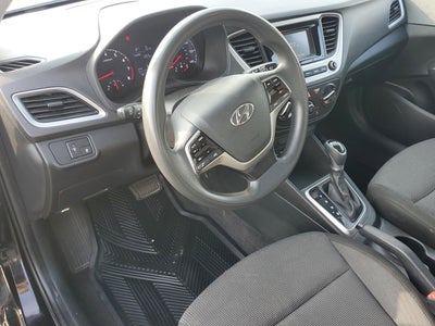 2020 Hyundai Accent SE
