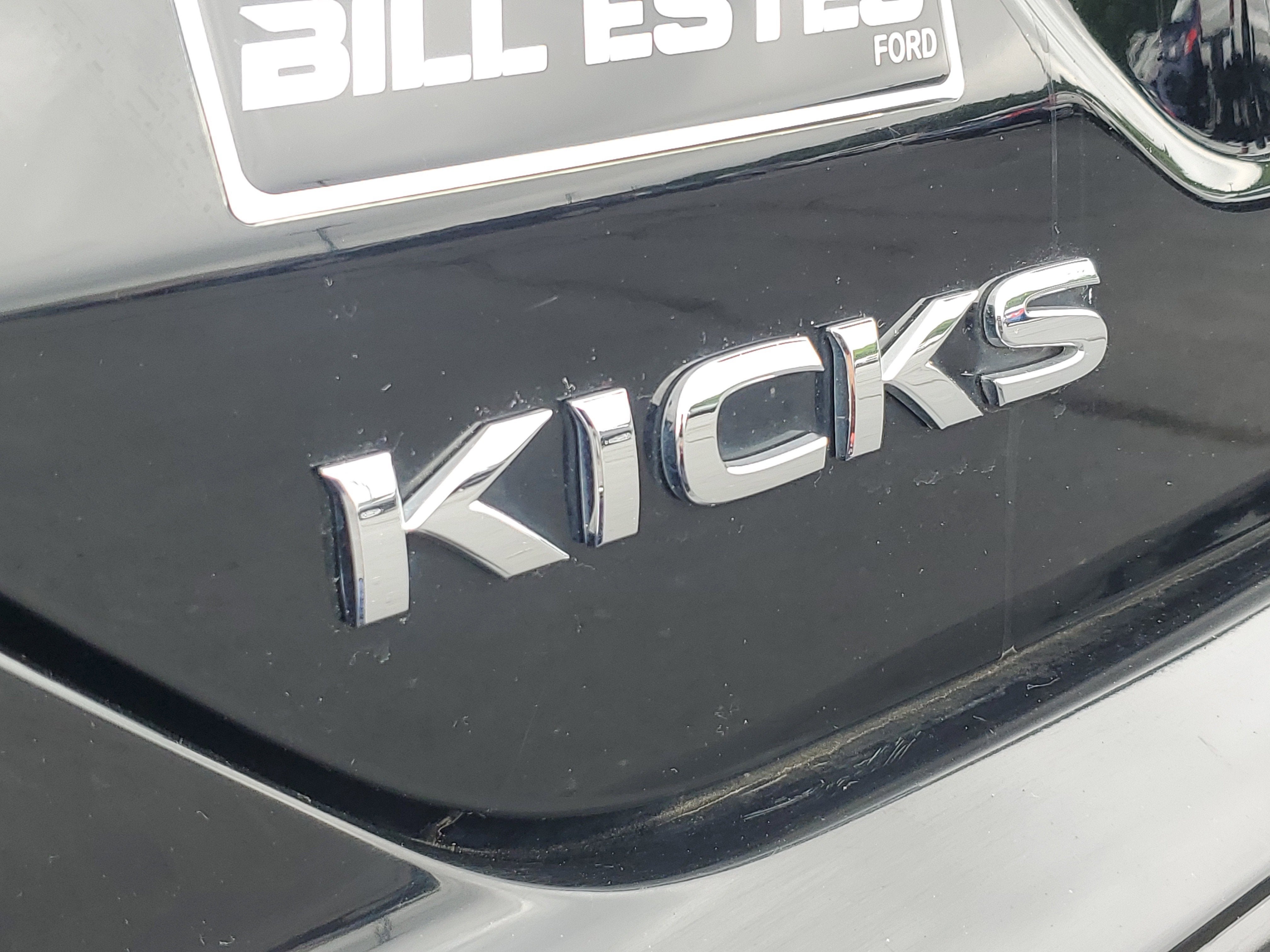 2023 Nissan Kicks S