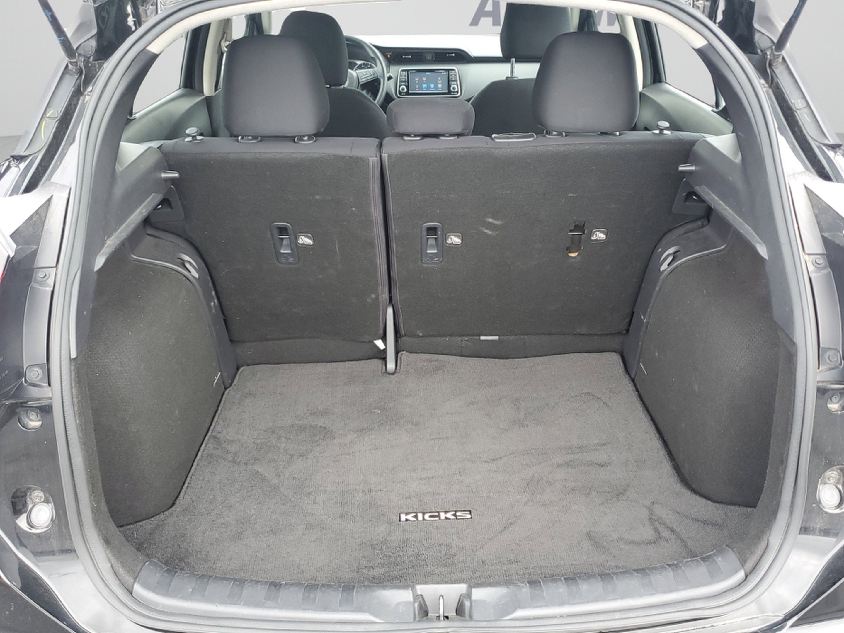 2023 Nissan Kicks S