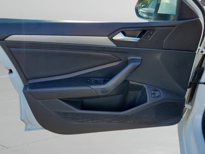 2023 Volkswagen Jetta SE