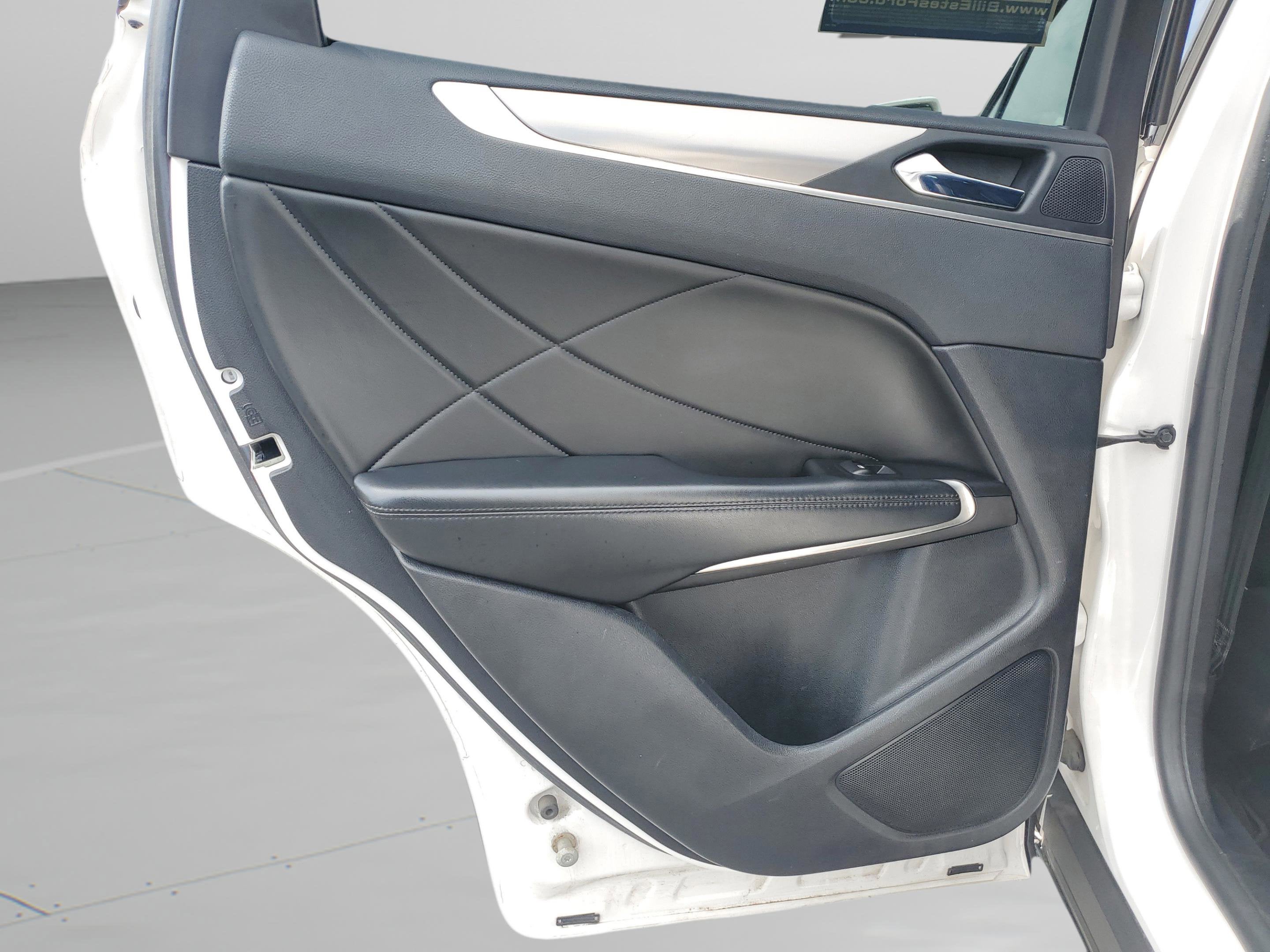 2019 Lincoln MKC Standard