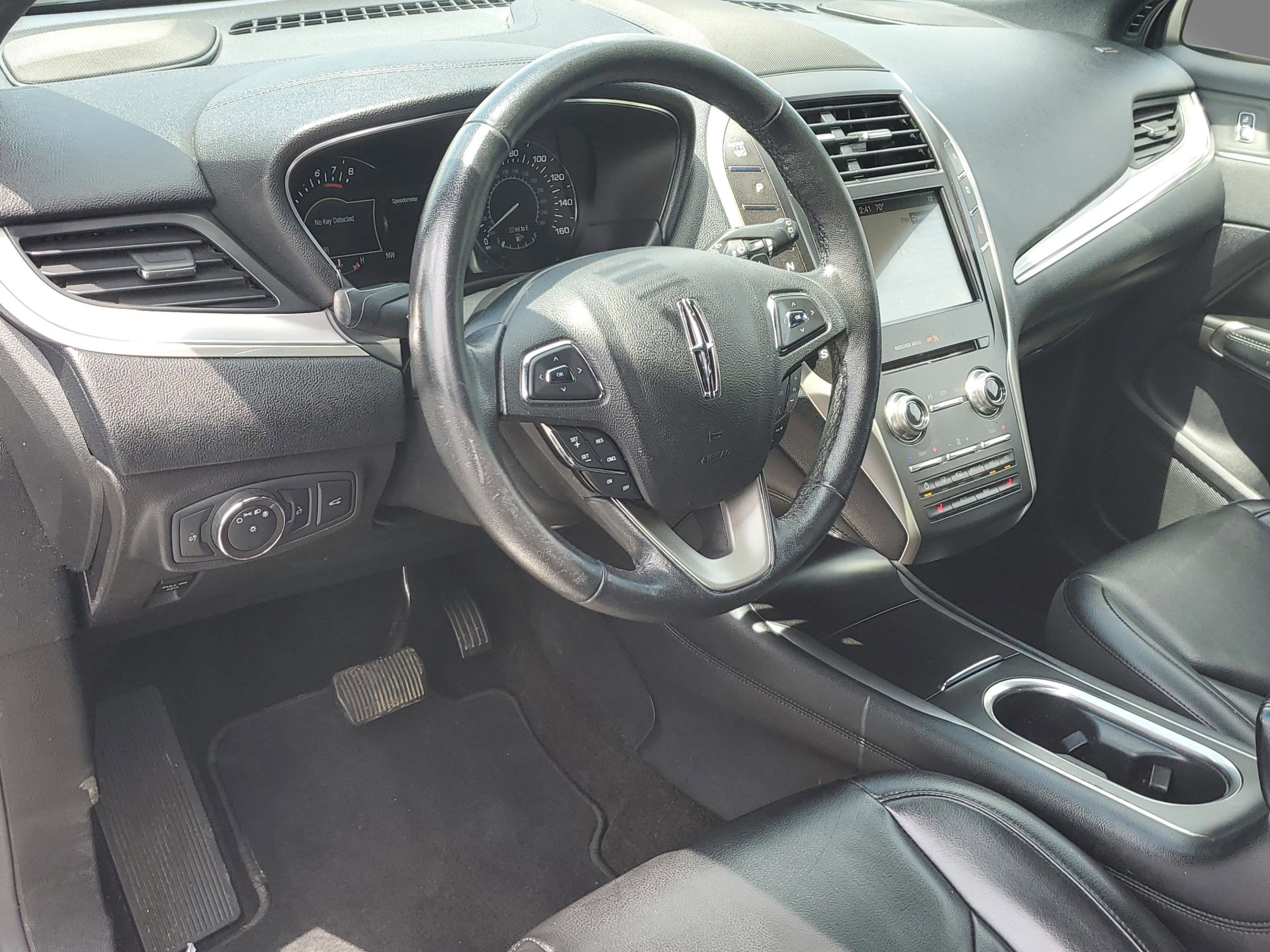 2019 Lincoln MKC Standard