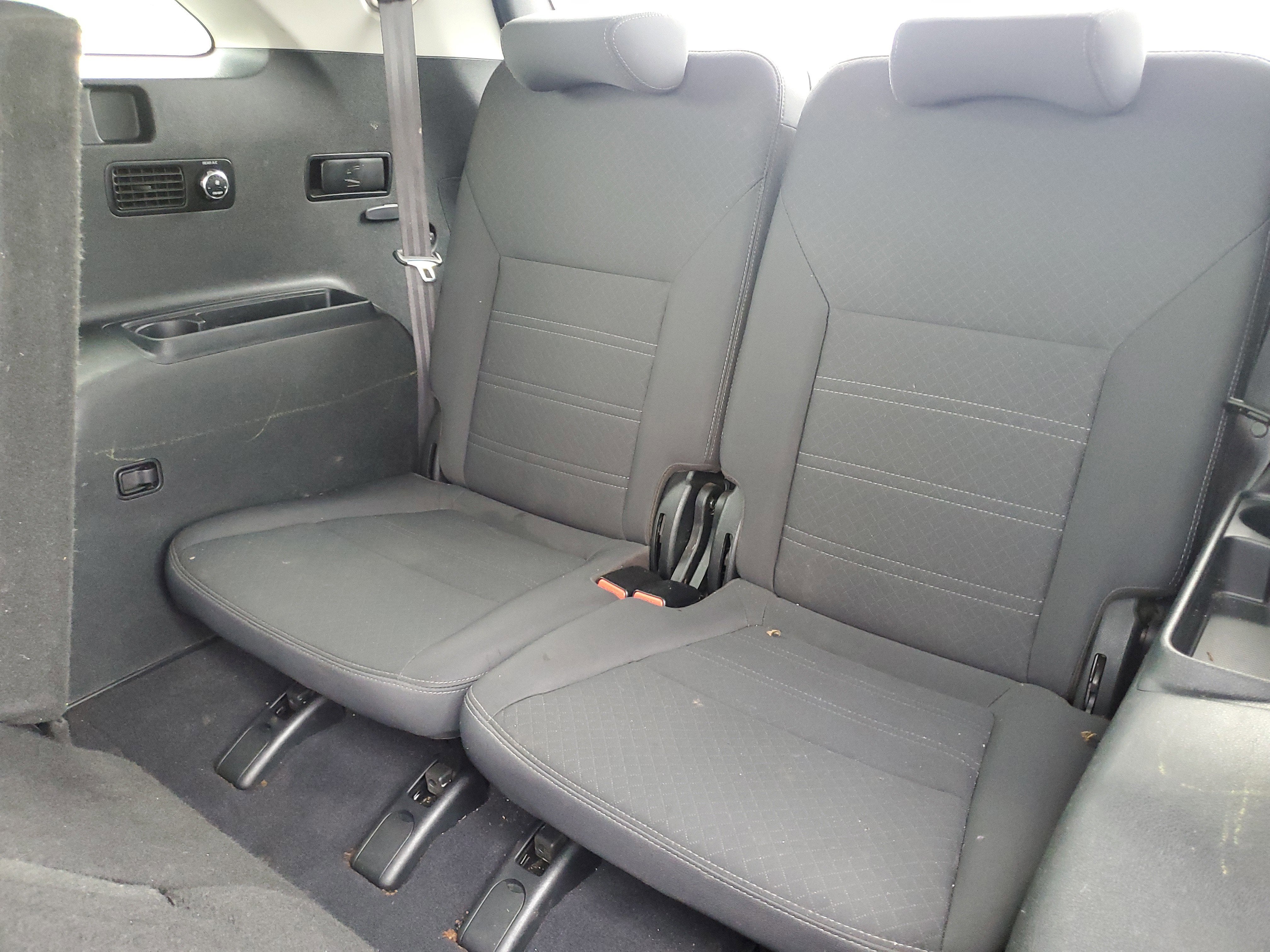 2019 Kia Sorento S V6