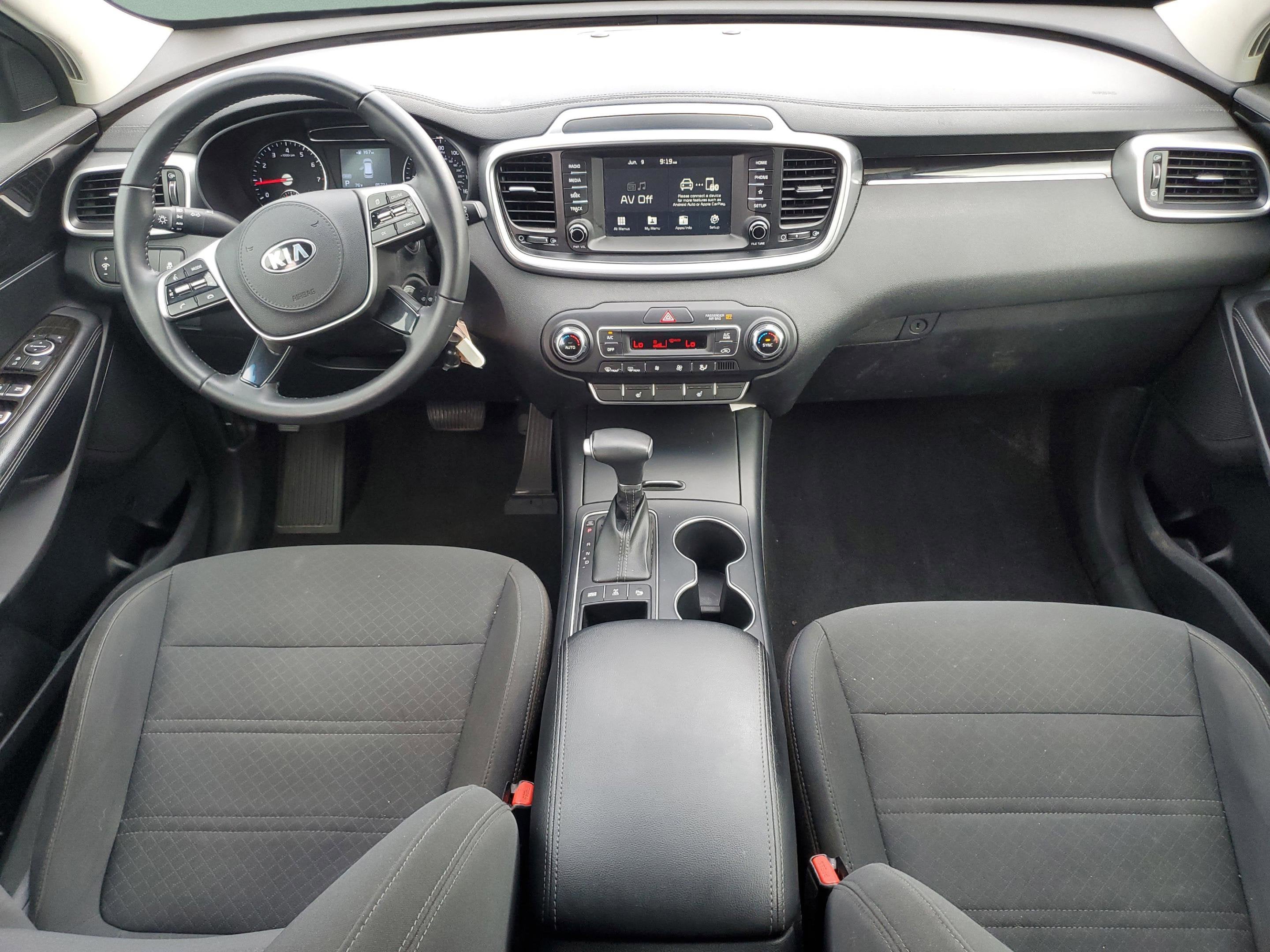 2019 Kia Sorento S V6