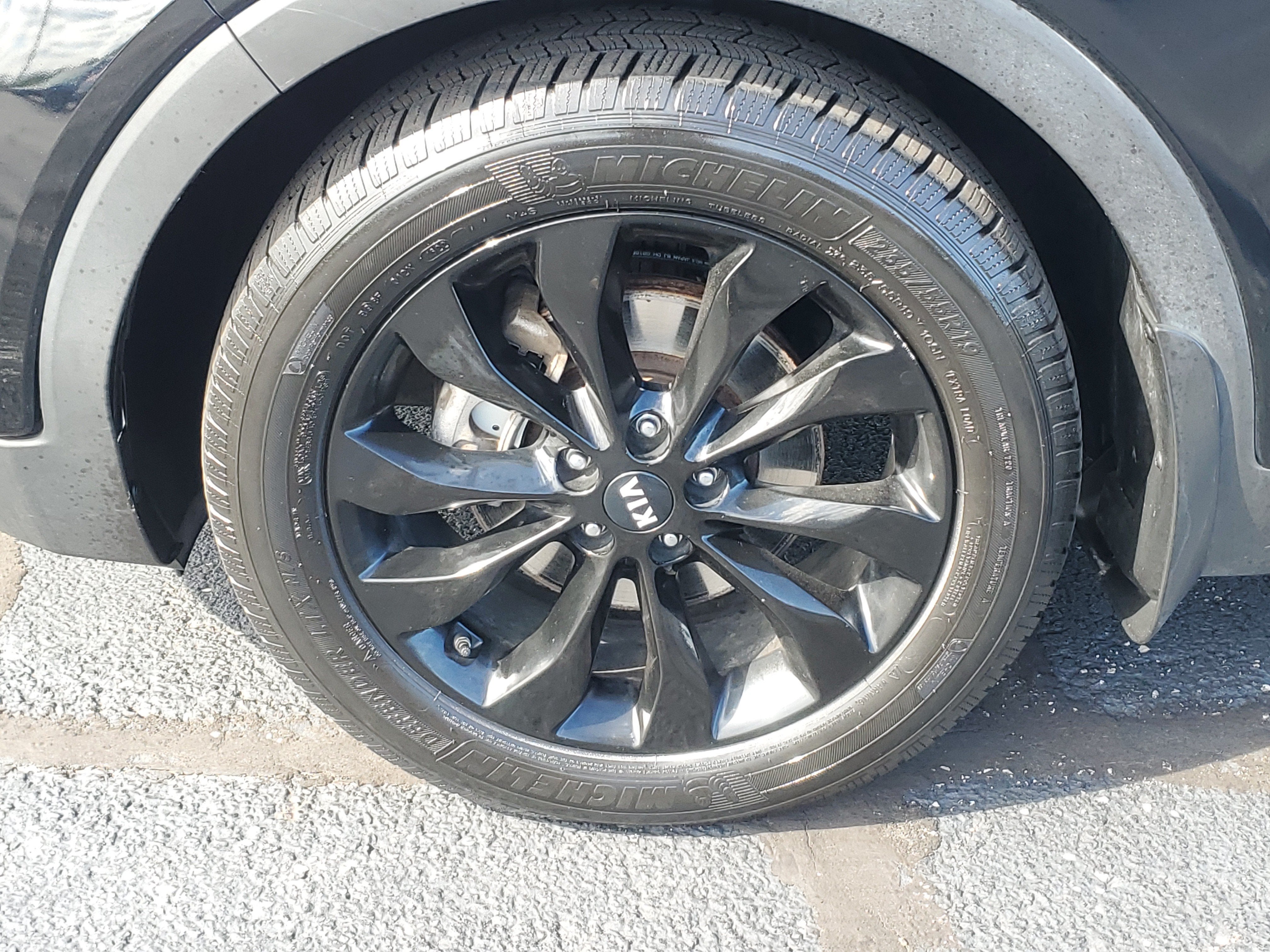 2019 Kia Sorento S V6