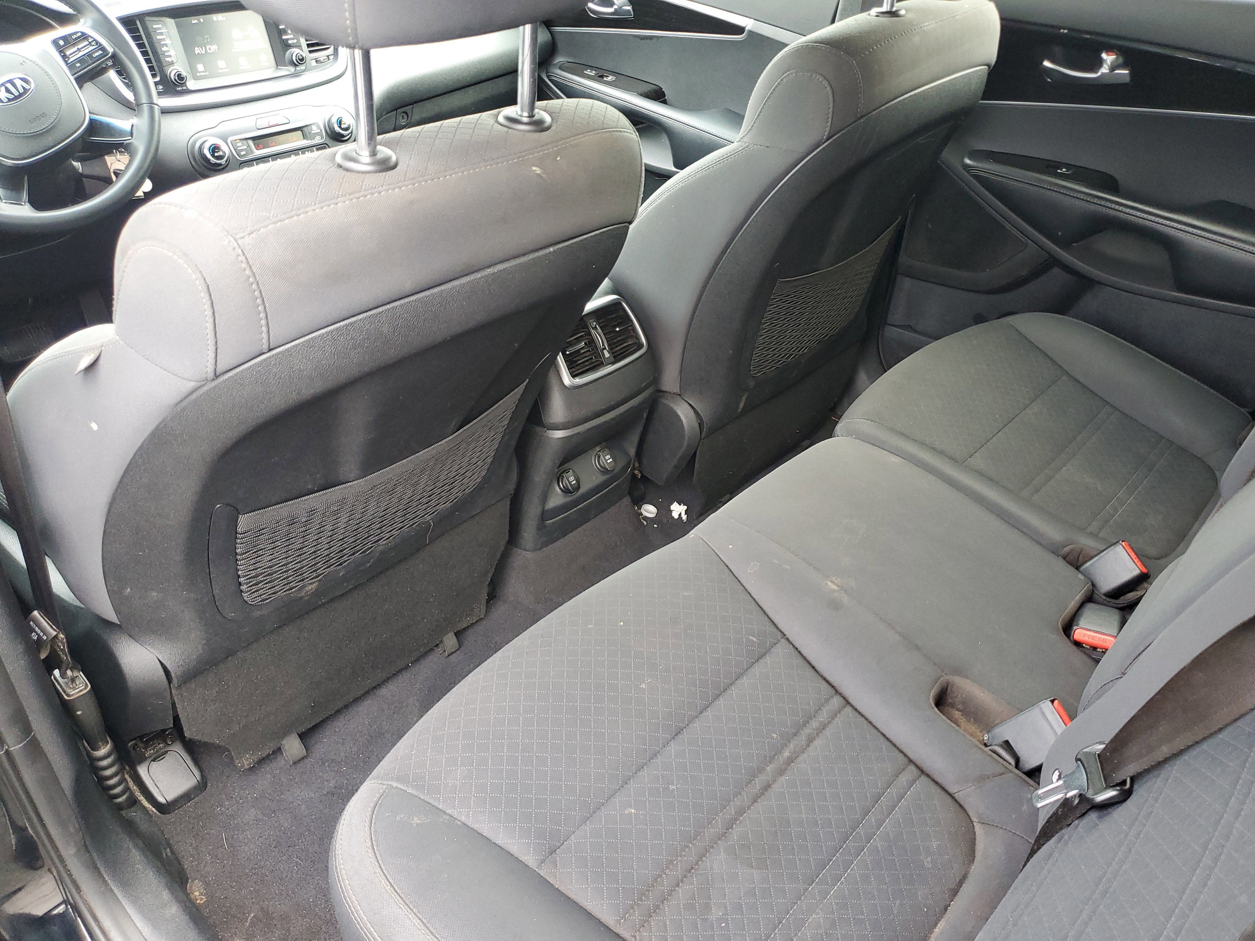 2019 Kia Sorento S V6