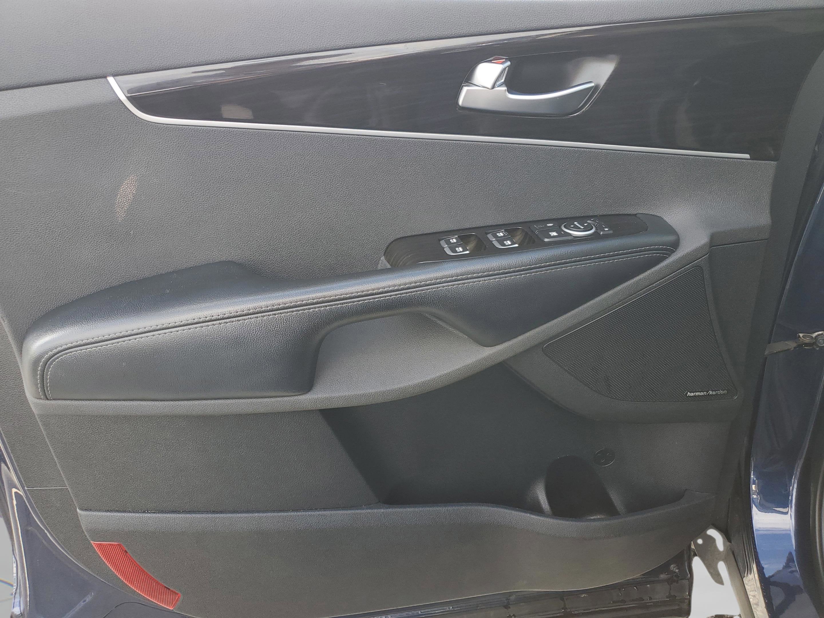 2019 Kia Sorento EX V6