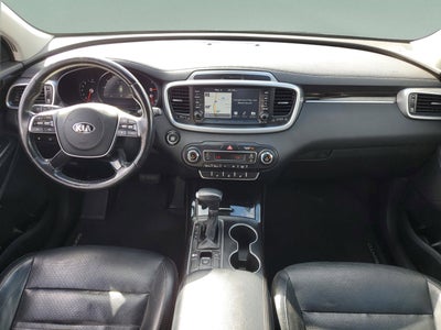 2019 Kia Sorento EX V6