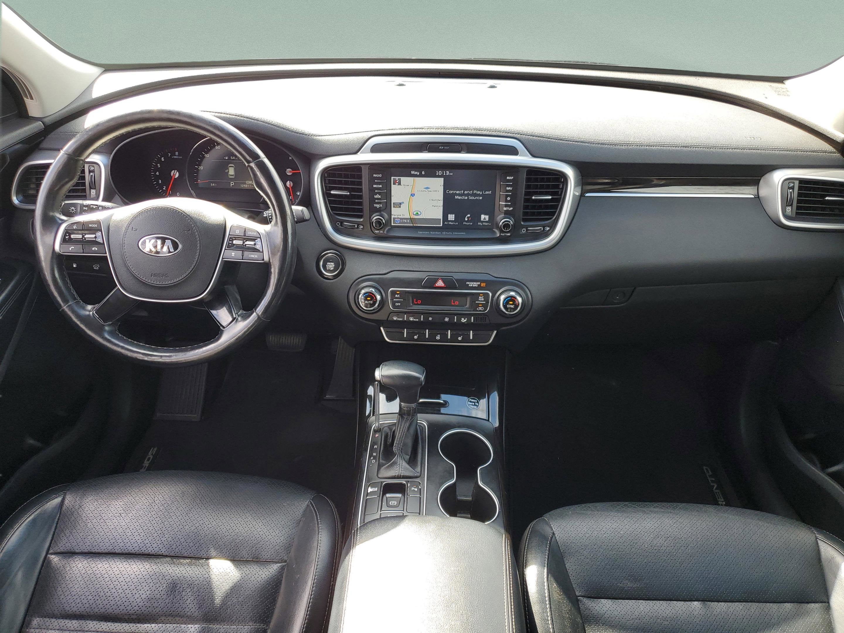 2019 Kia Sorento EX V6