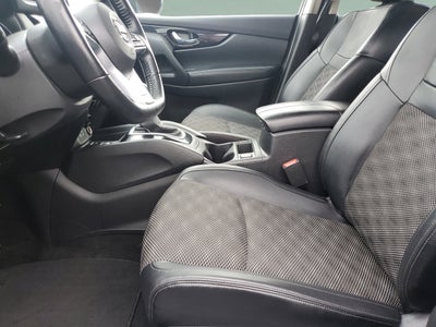 2022 Nissan Rogue Sport SV
