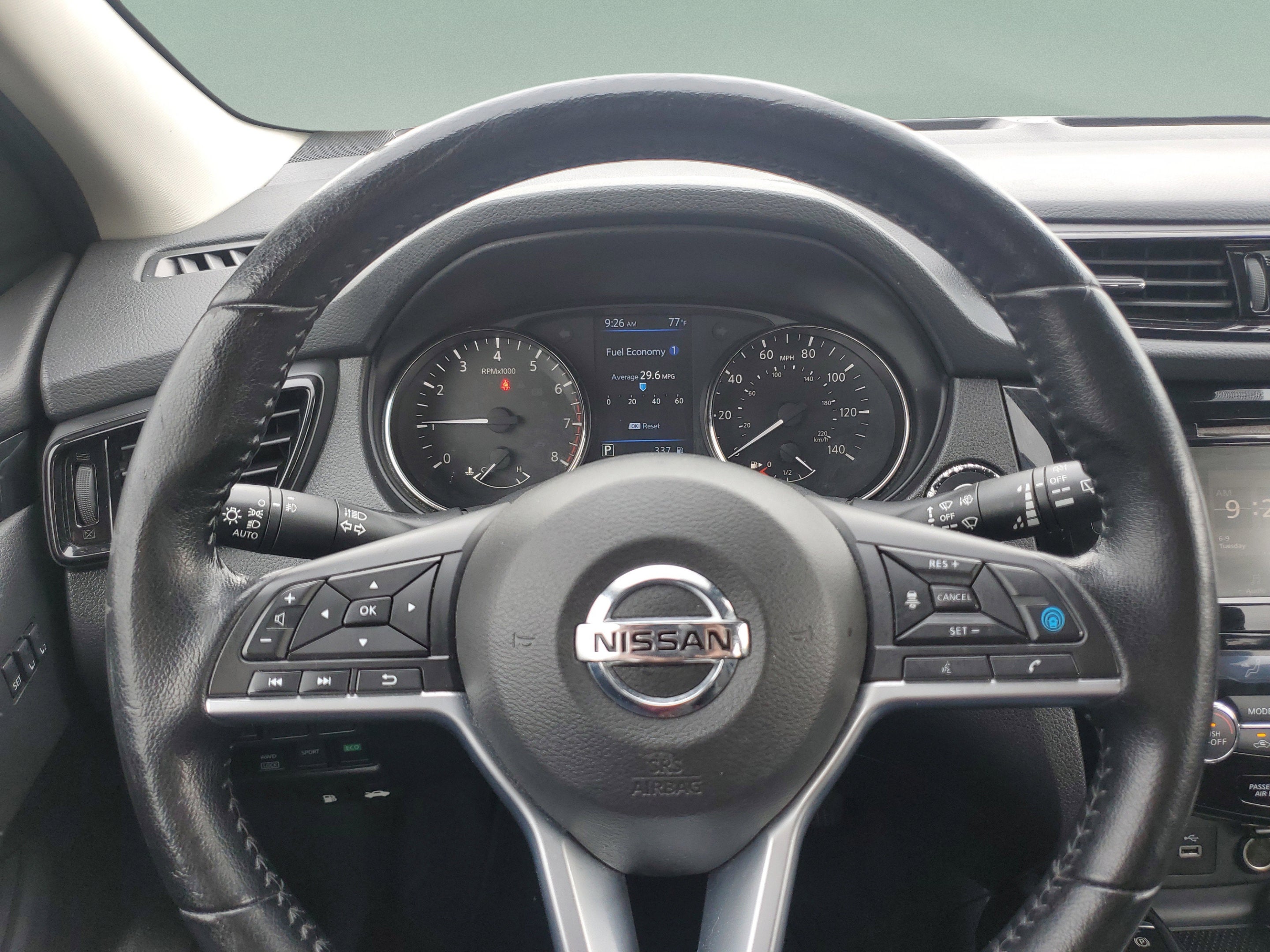 2022 Nissan Rogue Sport SV
