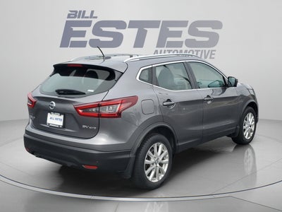 2022 Nissan Rogue Sport SV