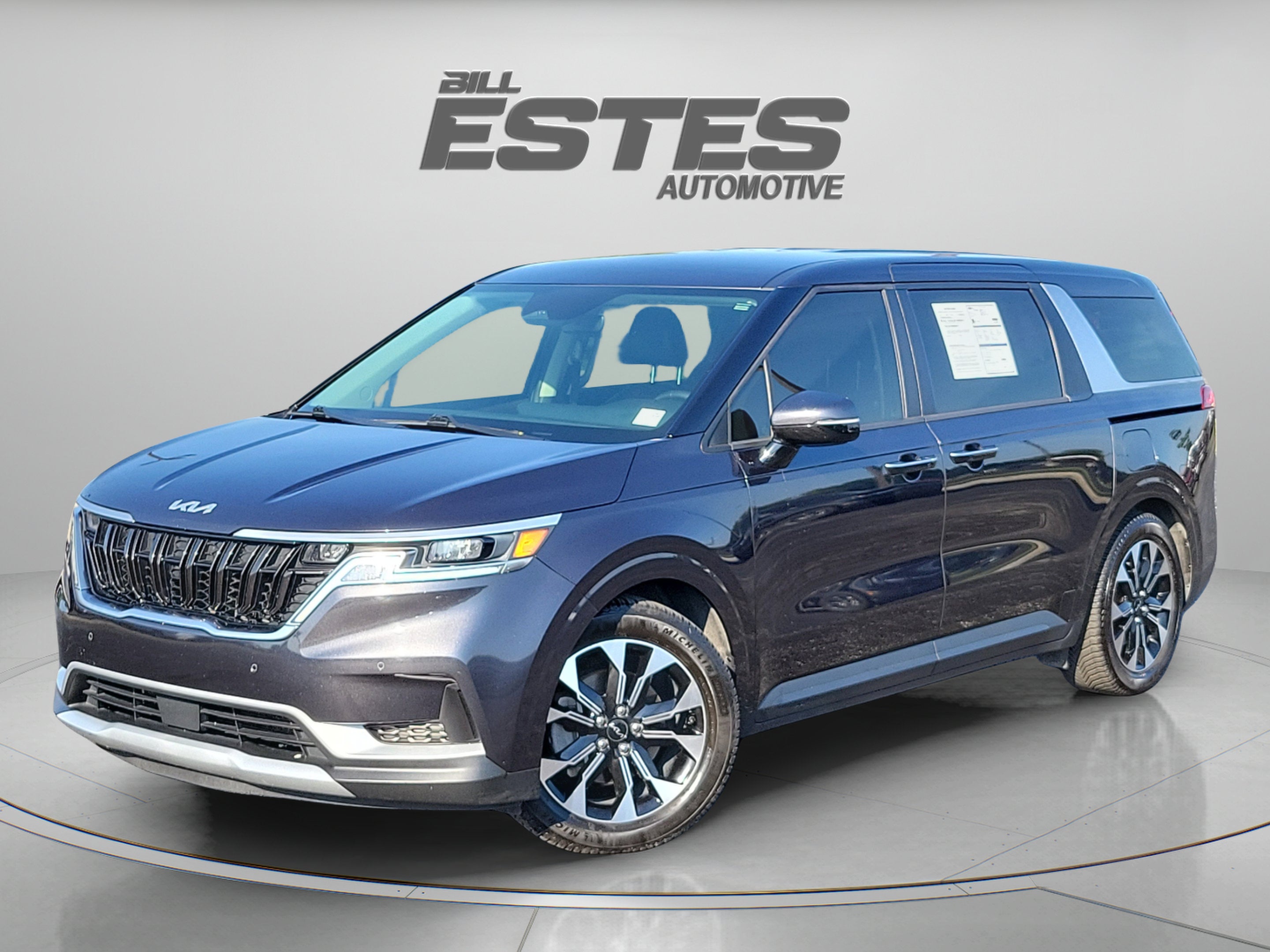 2023 Kia Carnival EX
