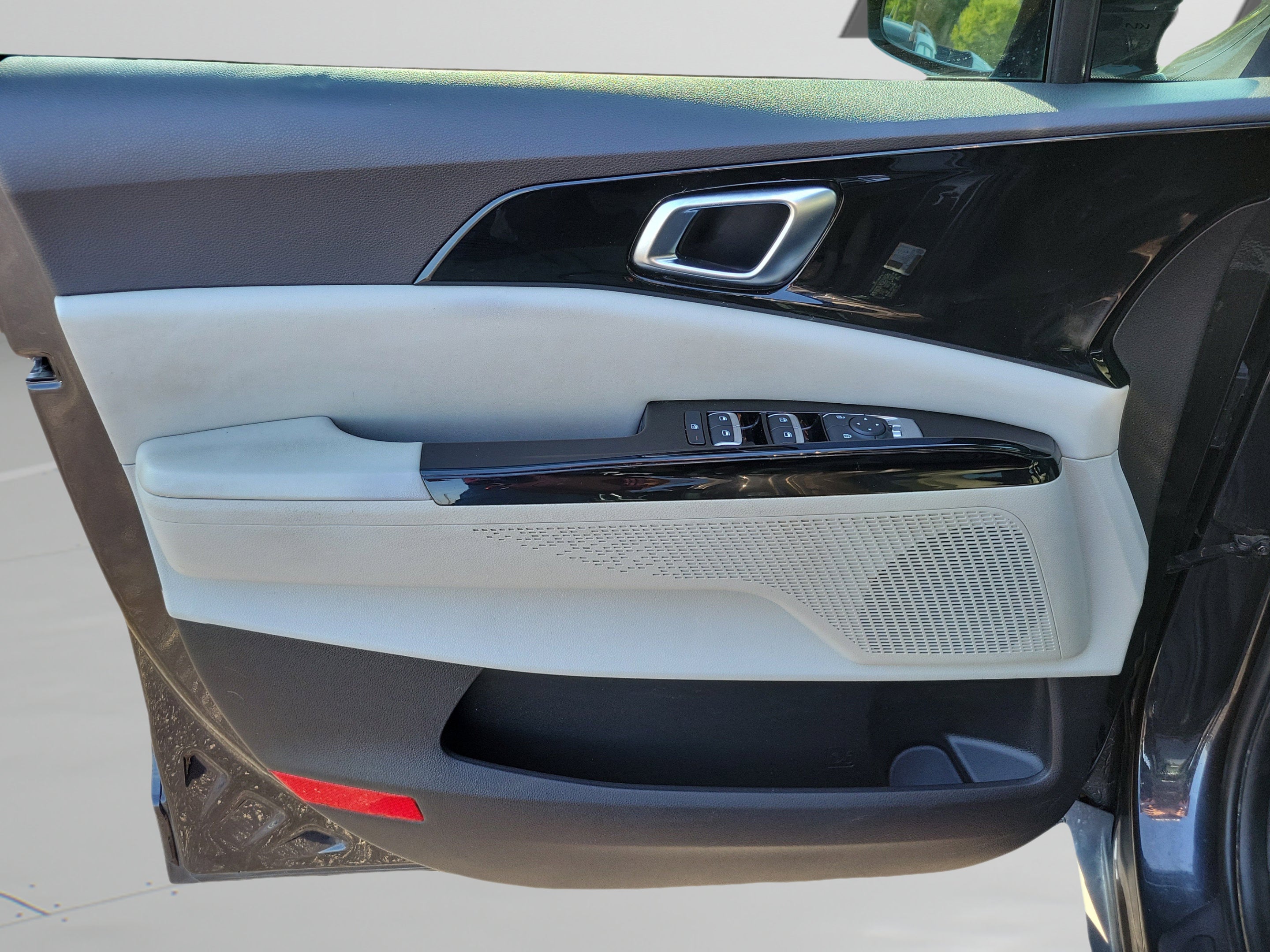 2023 Kia Carnival EX
