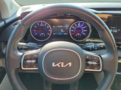 2023 Kia Carnival EX