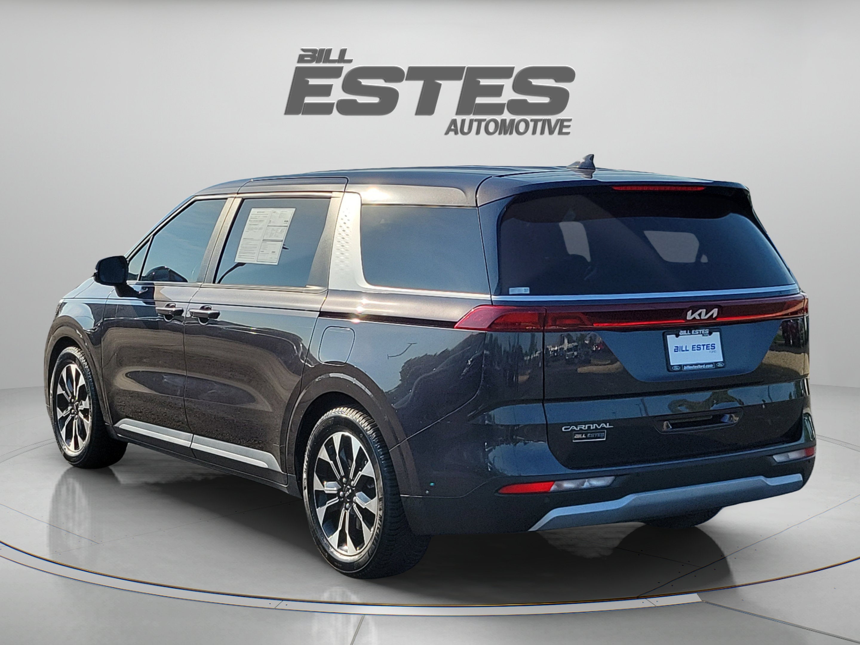 2023 Kia Carnival EX