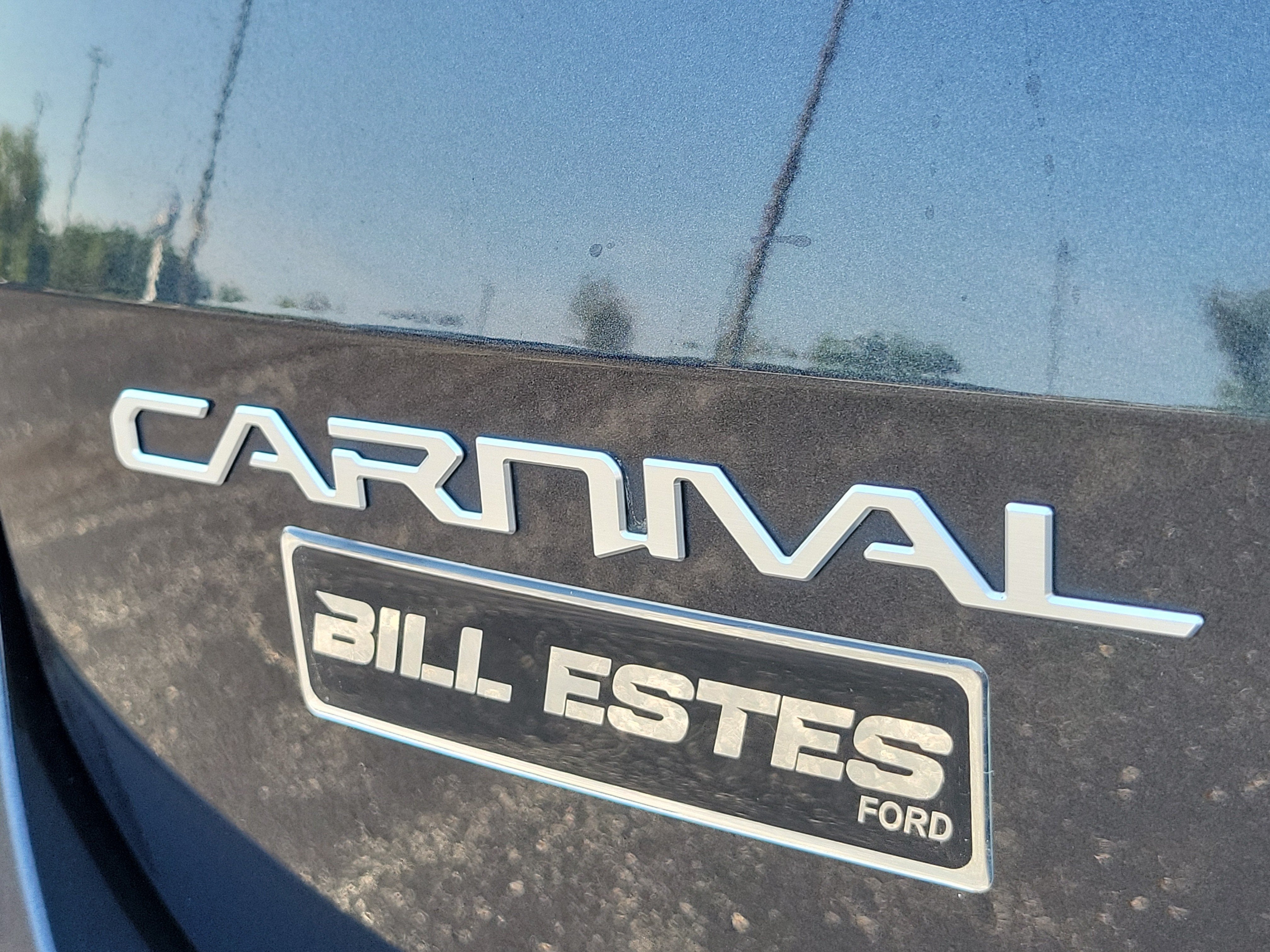 2023 Kia Carnival EX