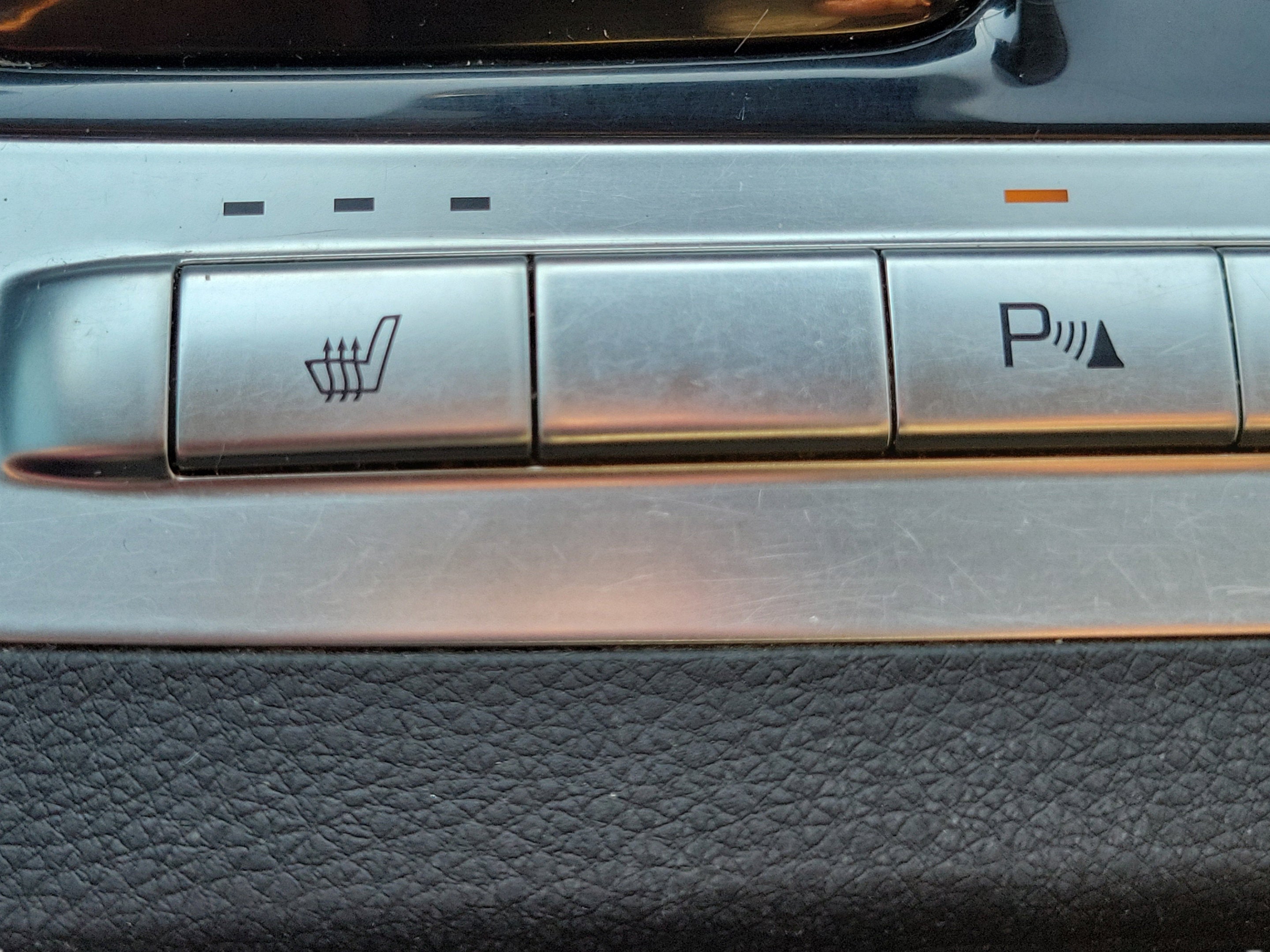 2023 Kia Carnival EX