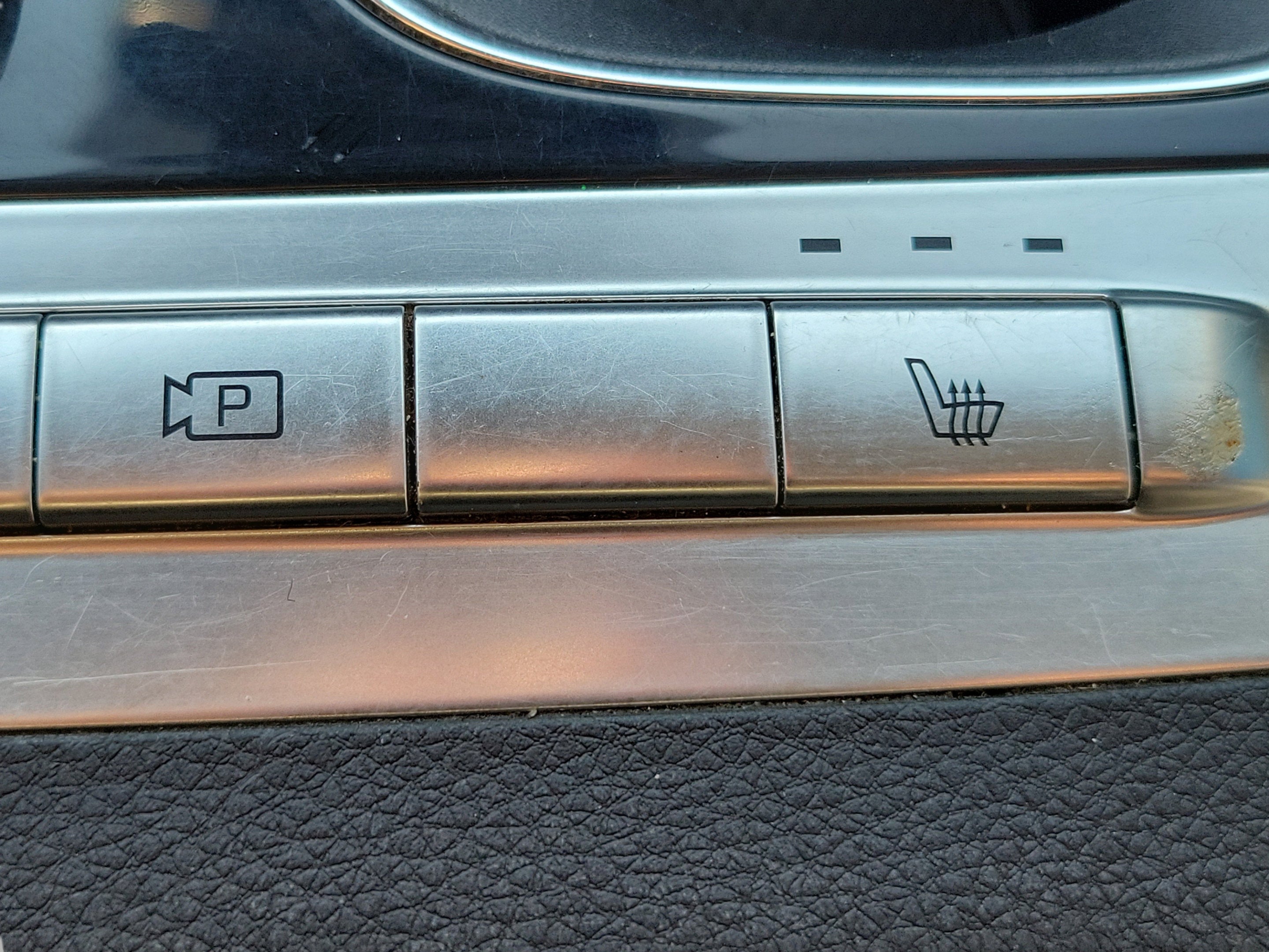 2023 Kia Carnival EX