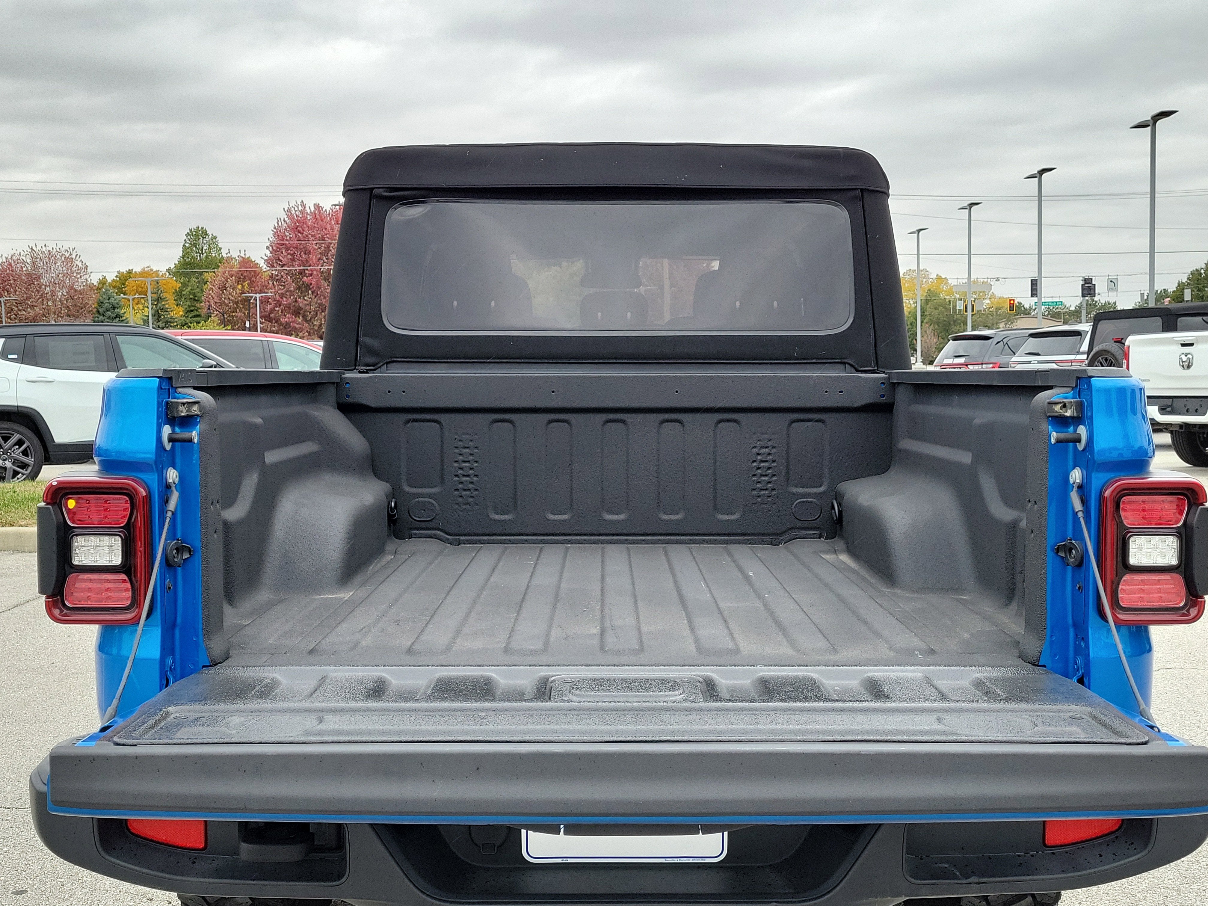 2024 Jeep Gladiator Willys